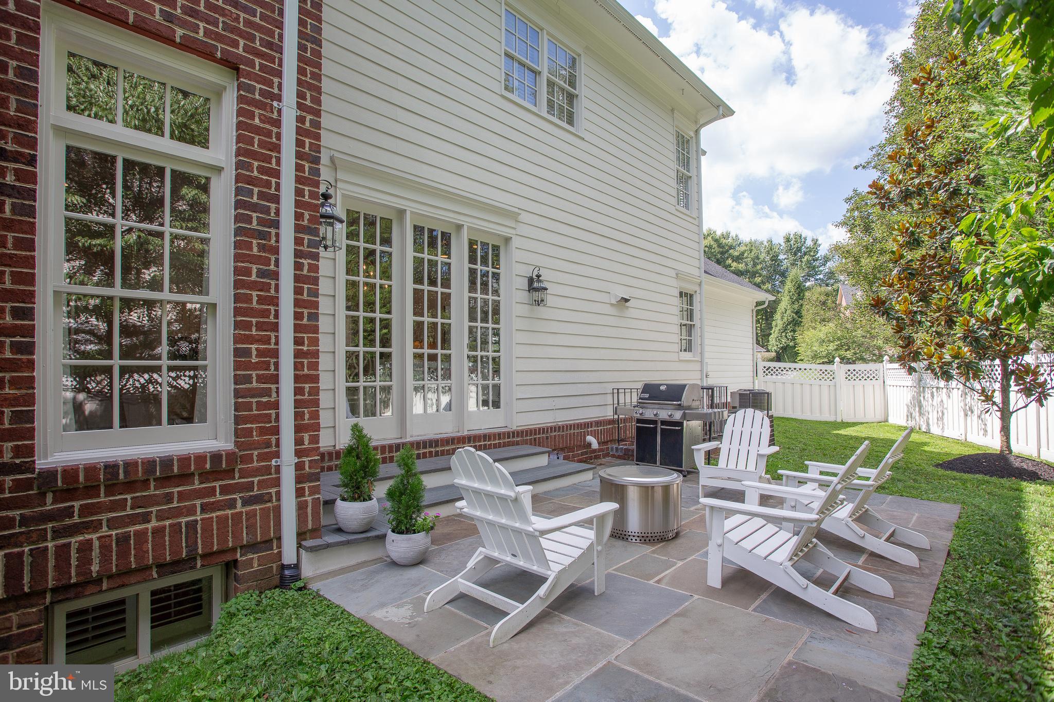 MCAULEY PARK - Residential