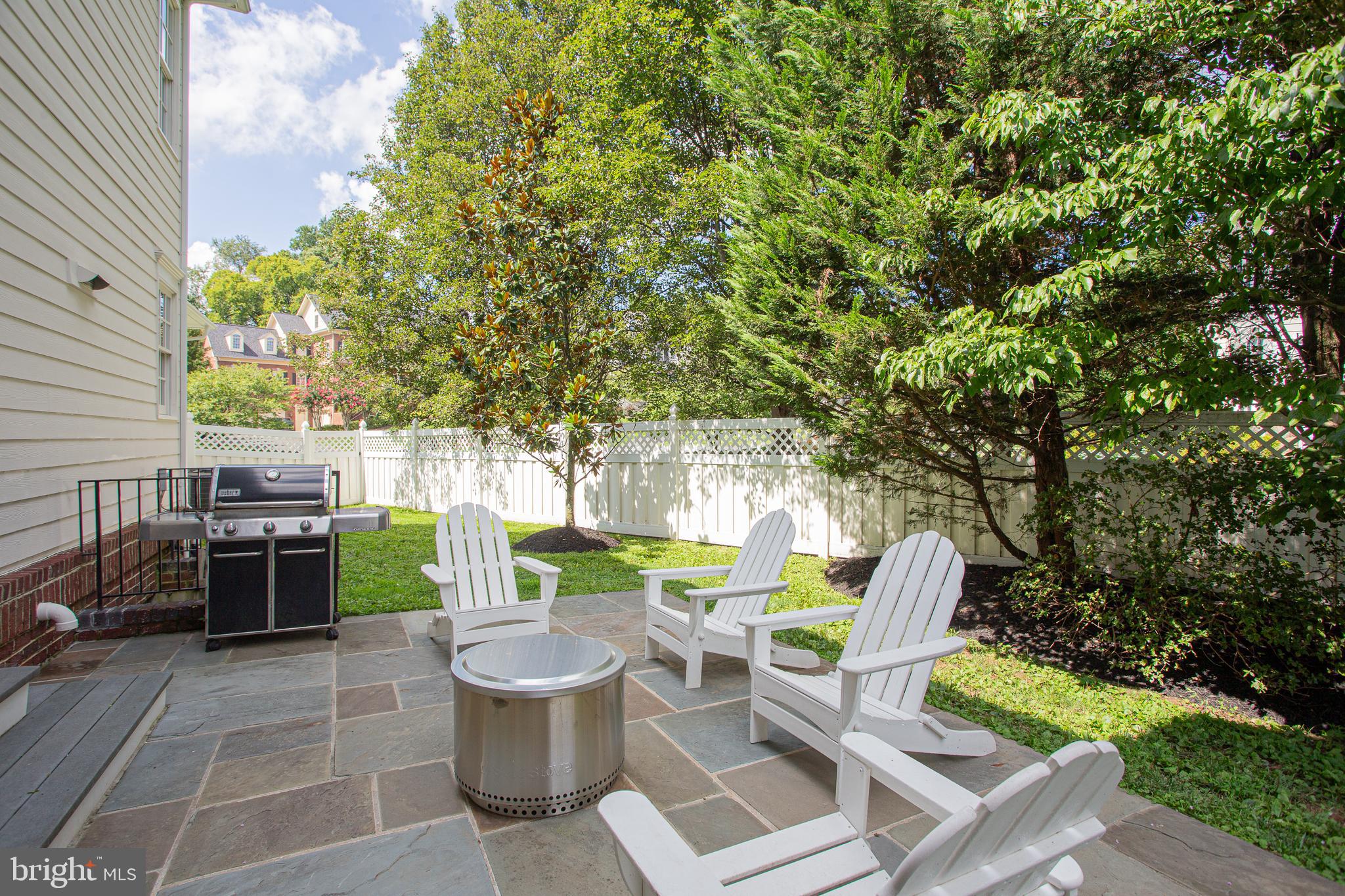 MCAULEY PARK - Residential