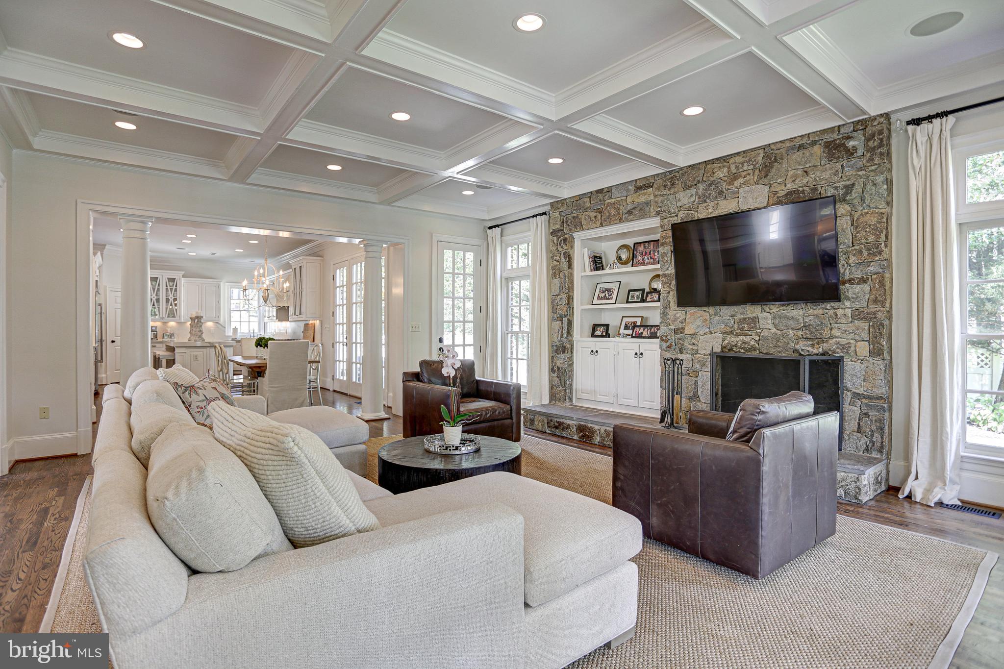 MCAULEY PARK - Residential