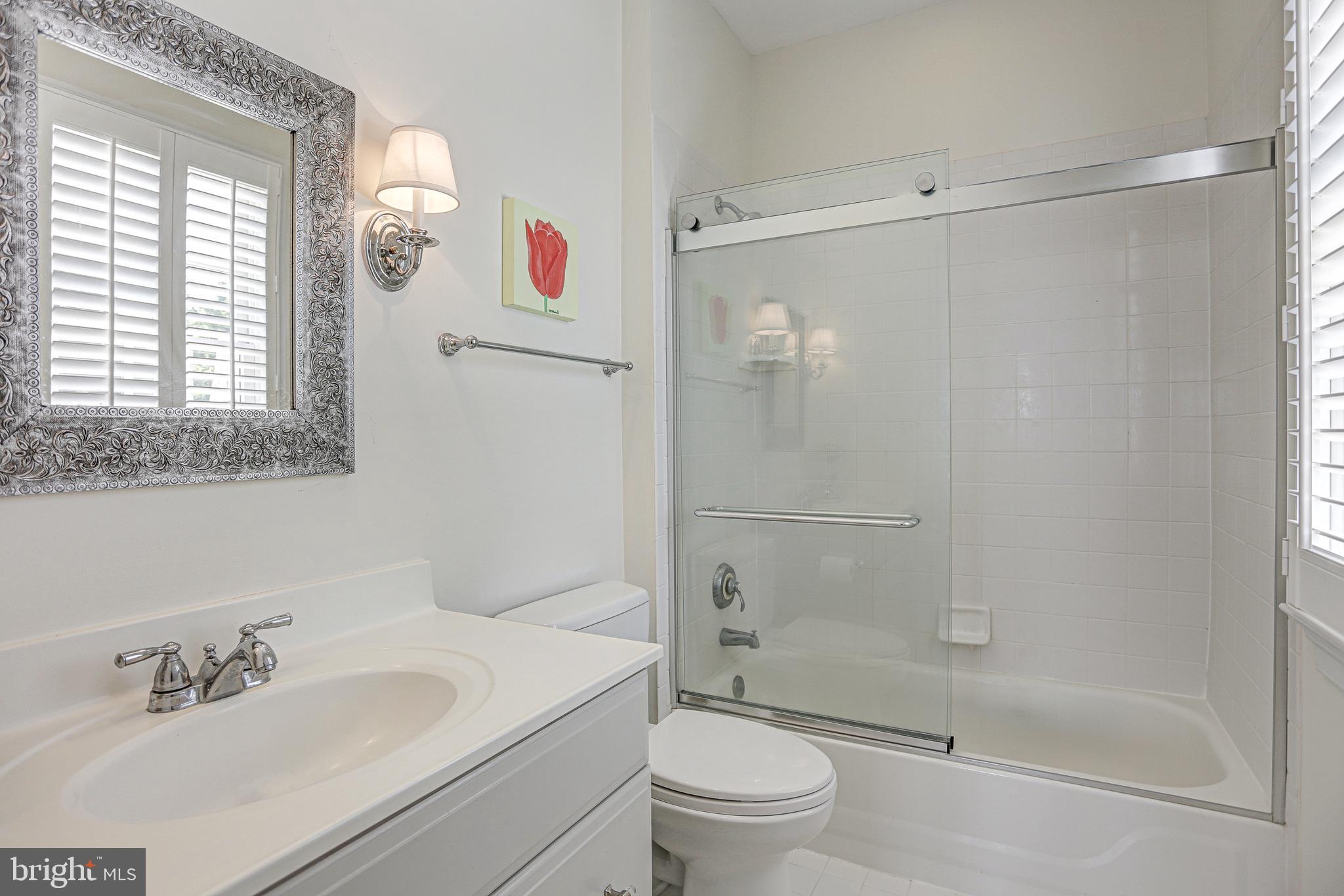 MCAULEY PARK - Residential