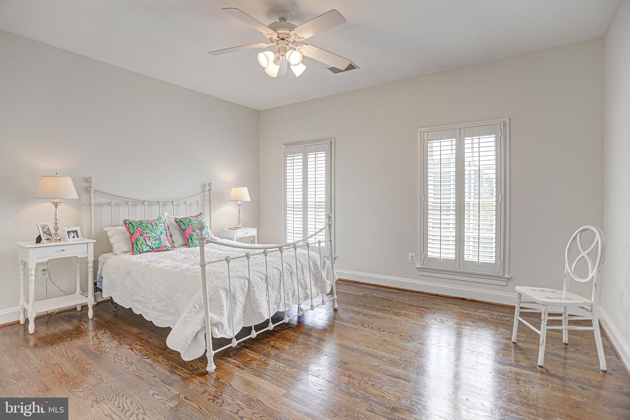 MCAULEY PARK - Residential