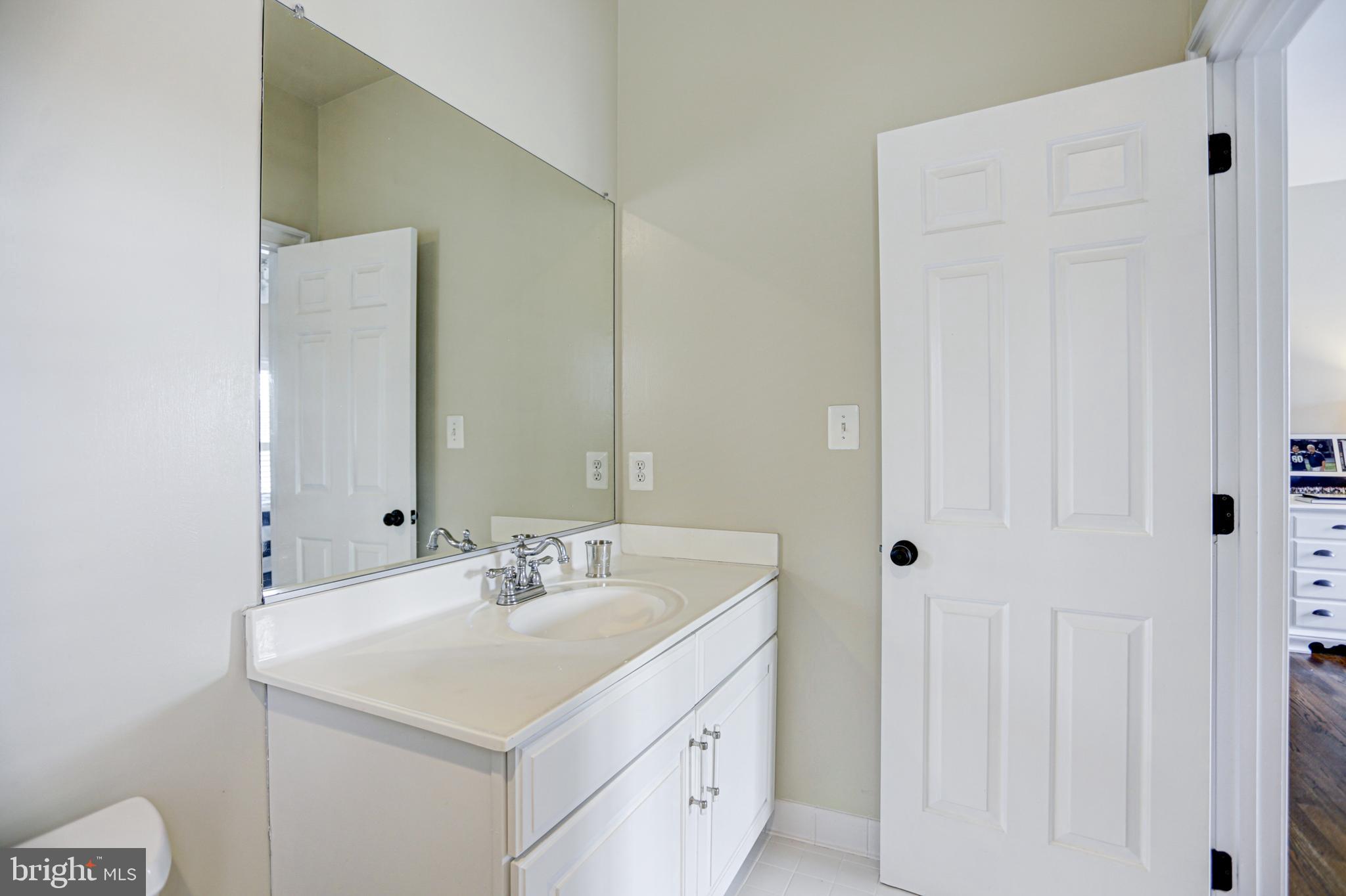 MCAULEY PARK - Residential