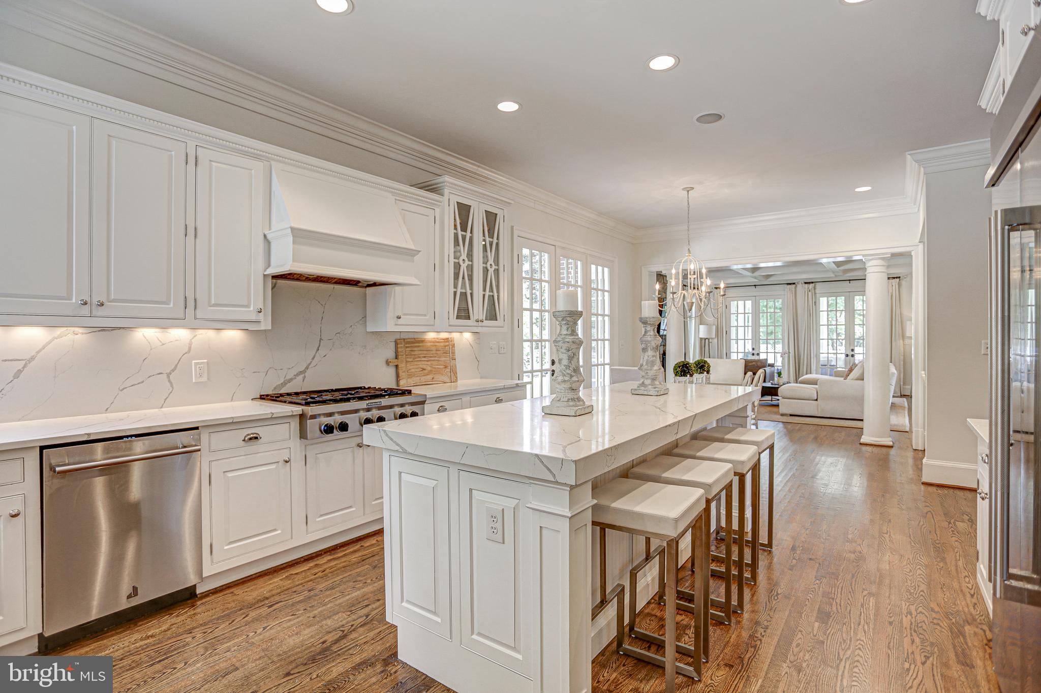 MCAULEY PARK - Residential