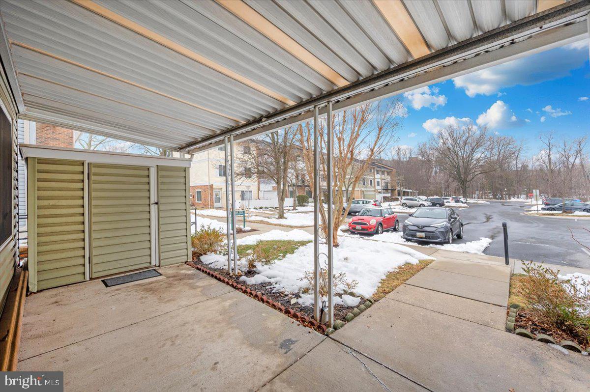 LEISURE WORLD - Residential