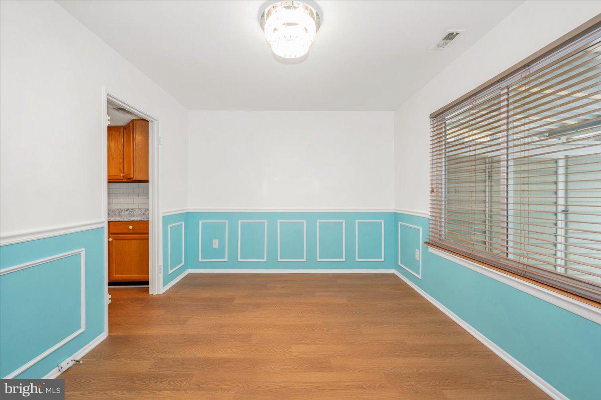 LEISURE WORLD - Residential