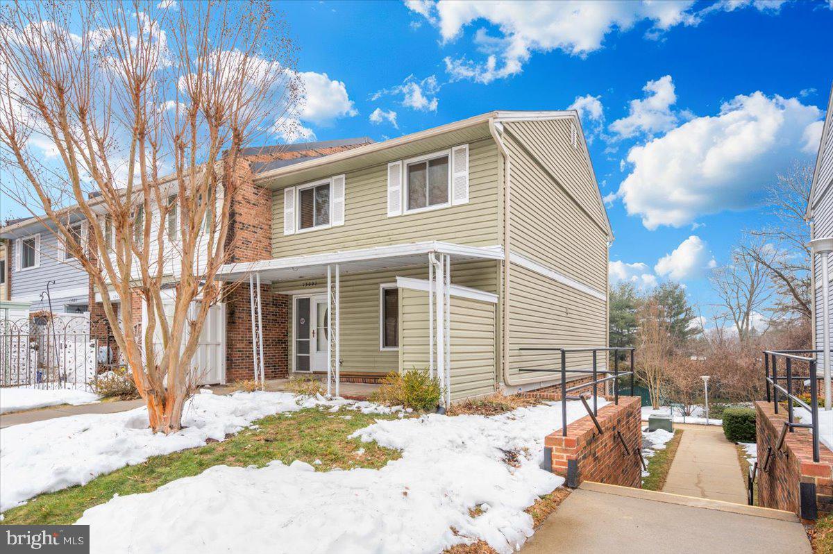 LEISURE WORLD - Residential