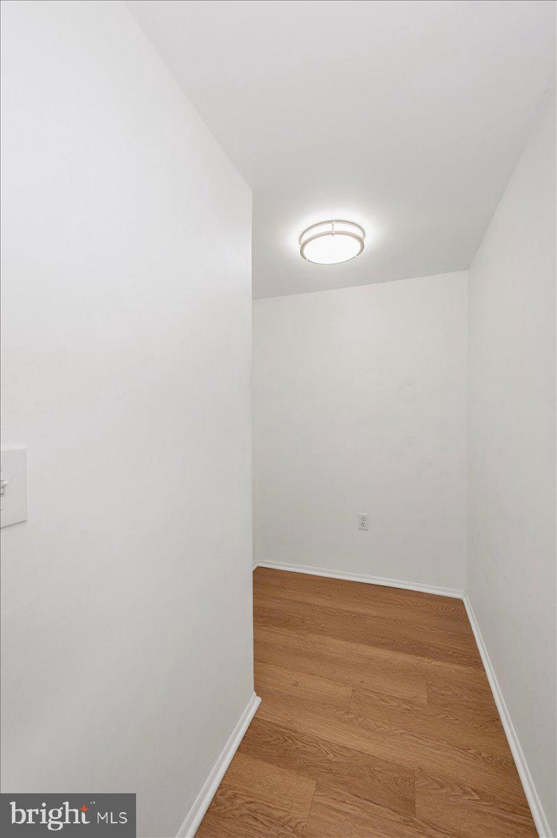 LEISURE WORLD - Residential