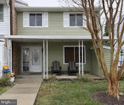Photo of 15001 Eardley Court #283-D, SILVER SPRING, MD 20906 (MLS # MDMC2213078)