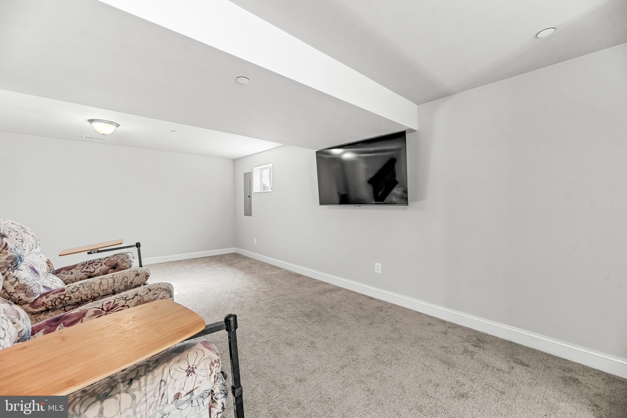 2355 BUNKER HILL COURT