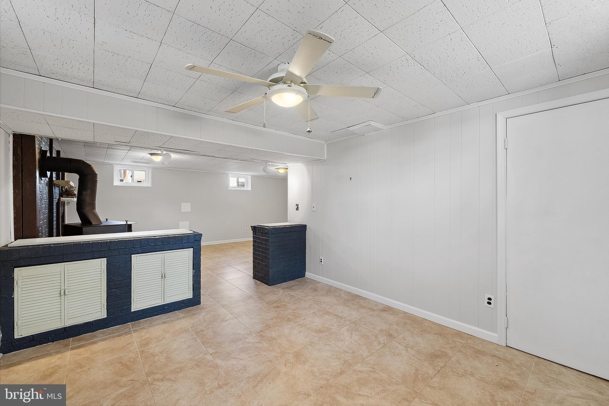 DEFENSE HEIGHTS - Residential