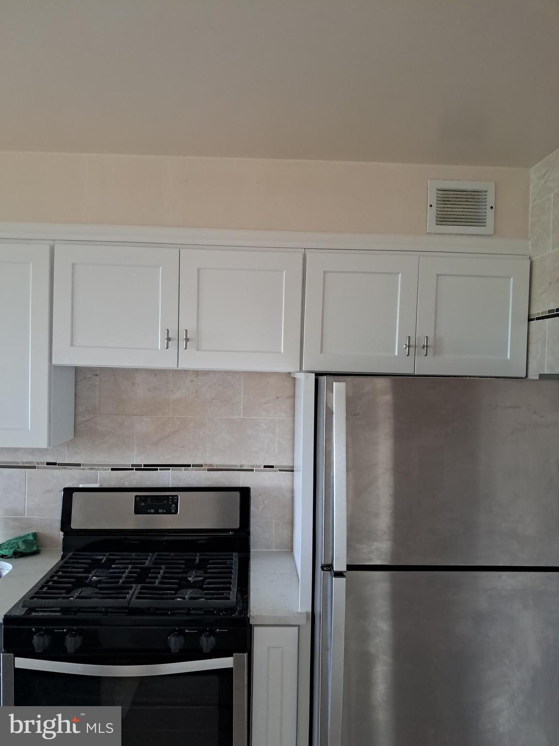 613 W BARCLAY TOWERS RT 70 613