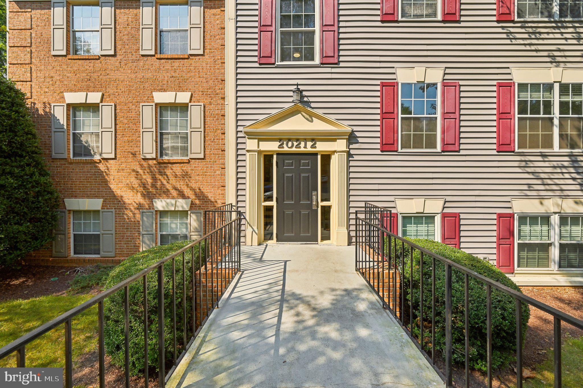 LAKEVIEW - Residential Lease