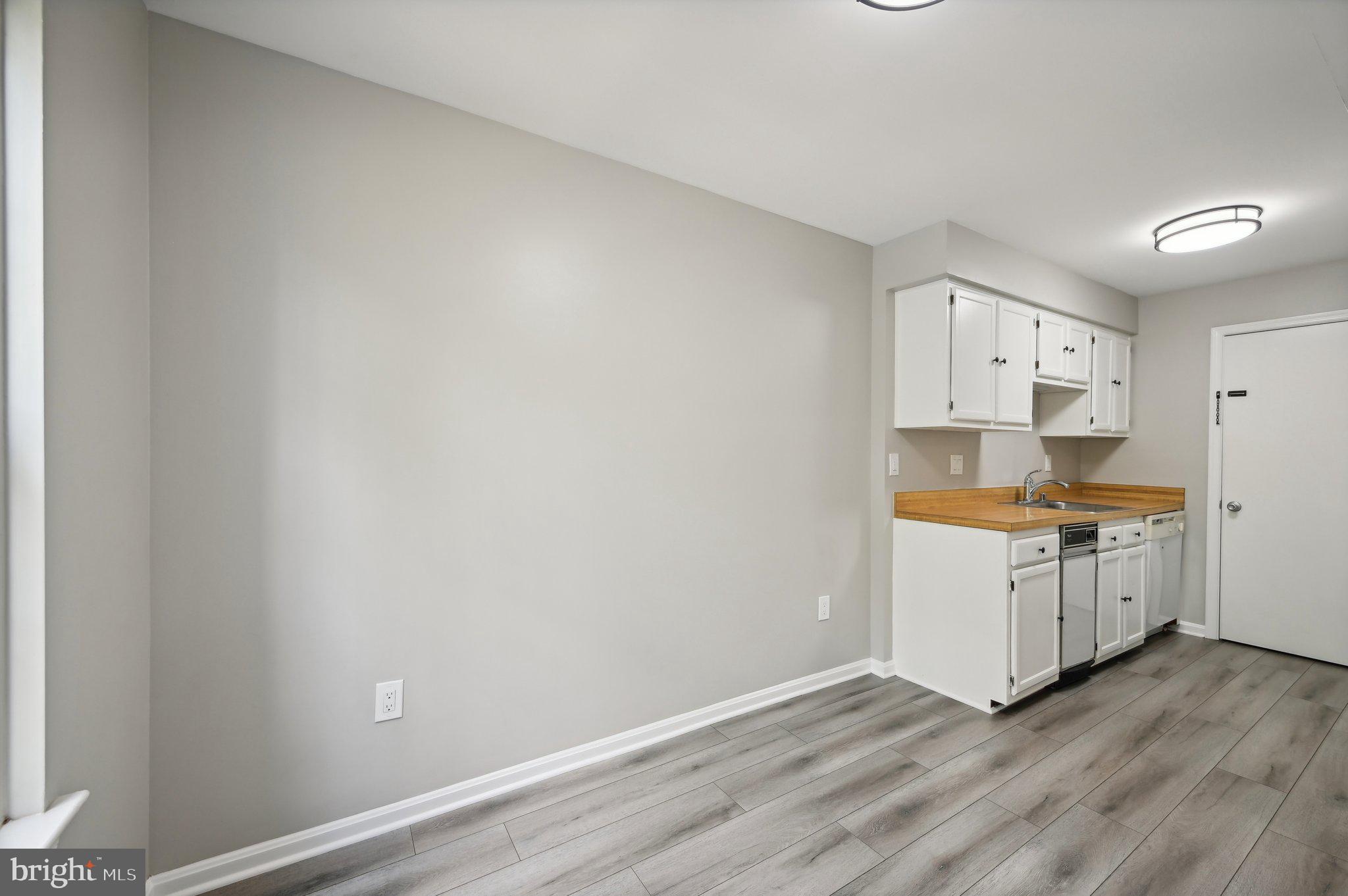 LAKEVIEW - Residential Lease