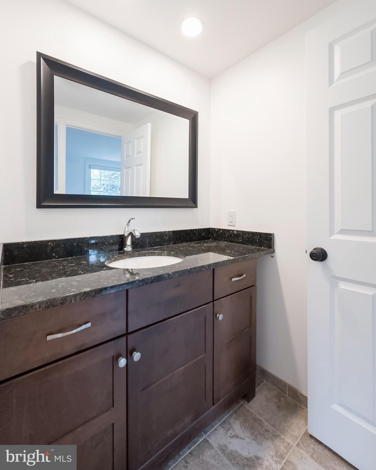 EASTPORT - Residential