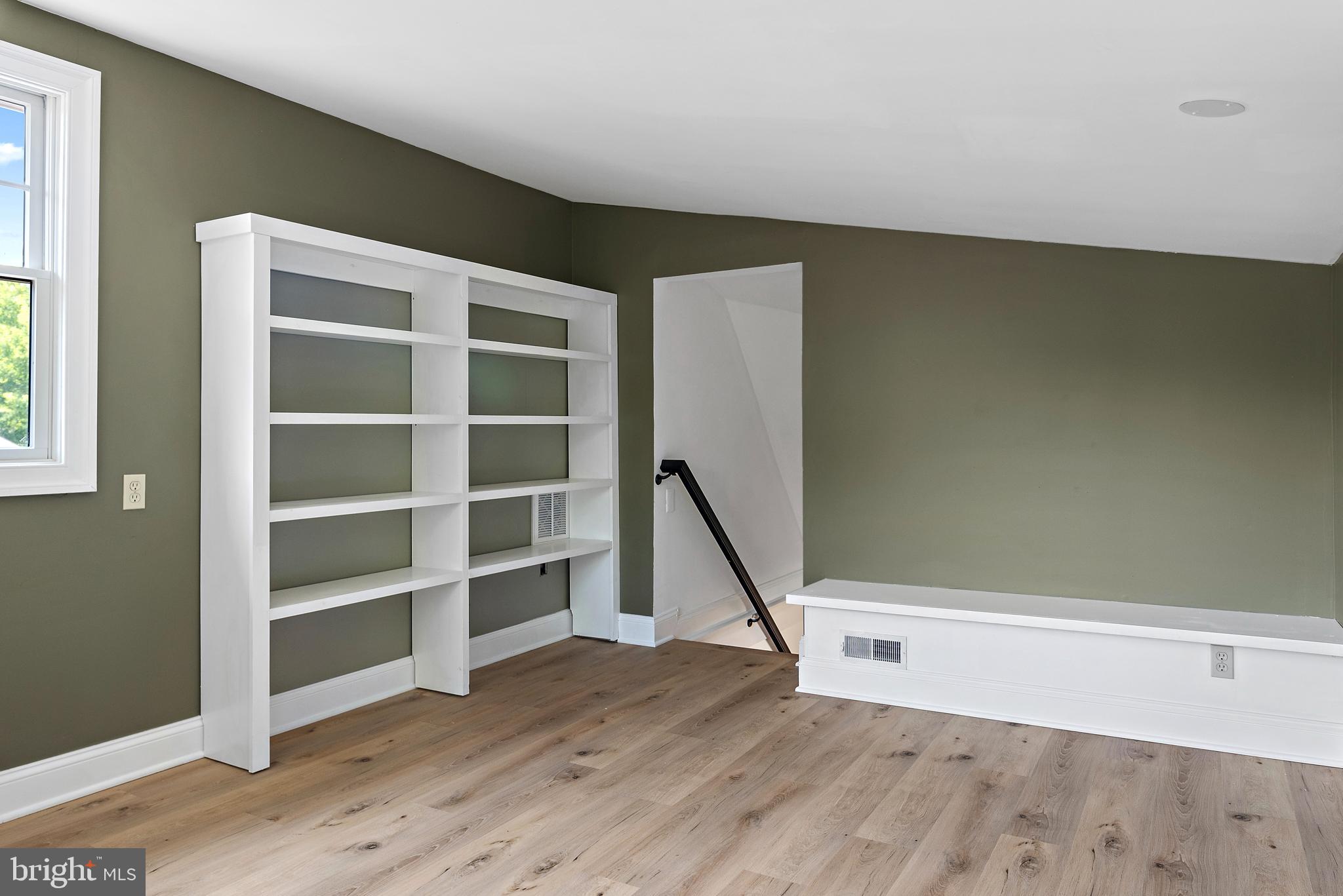 EASTPORT - Residential