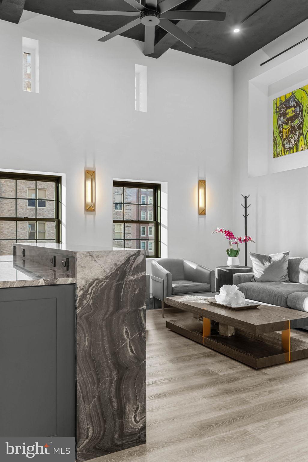 RITTENHOUSE SQUARE - Residential