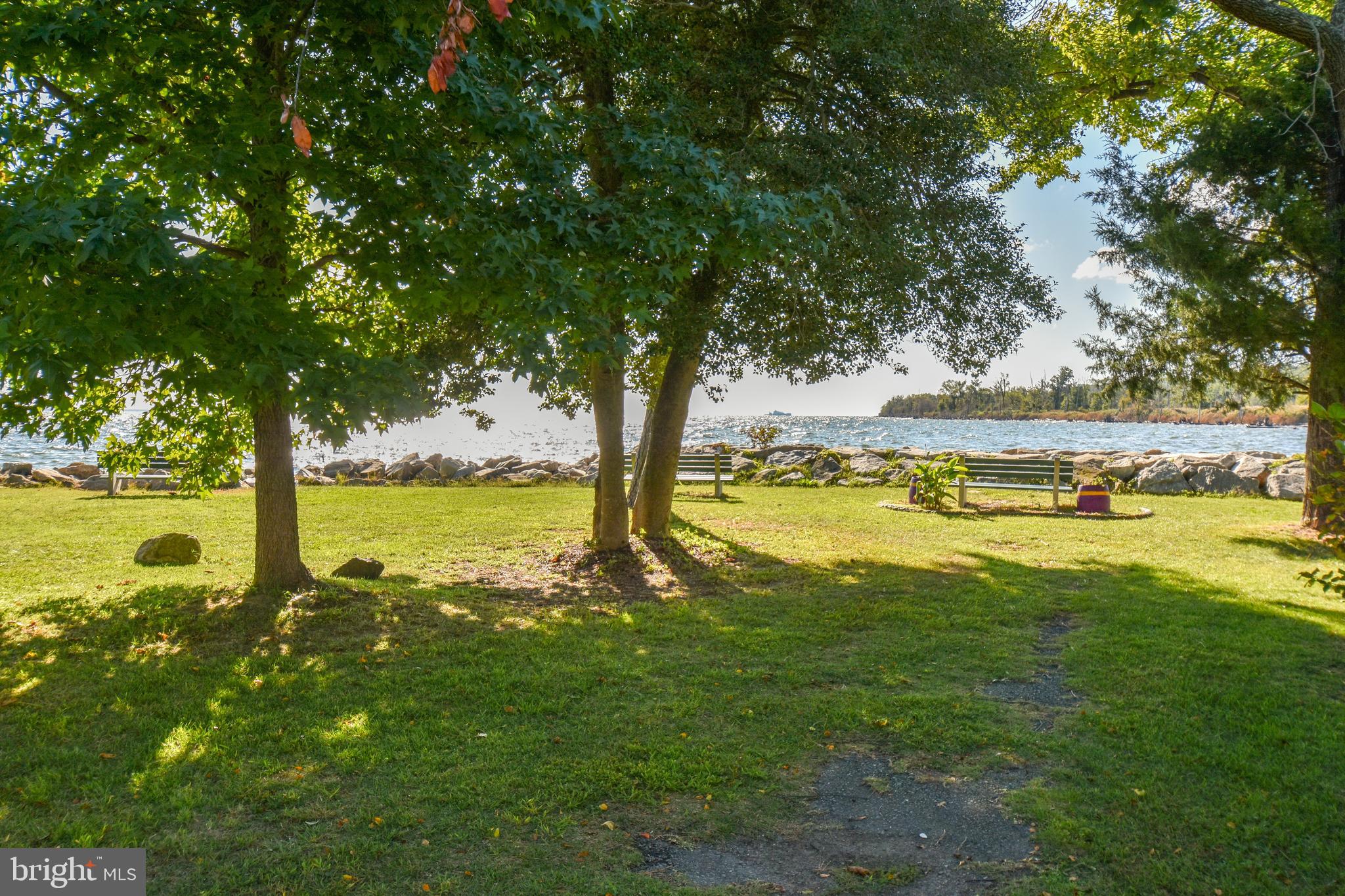 LONG BEACH - Residential