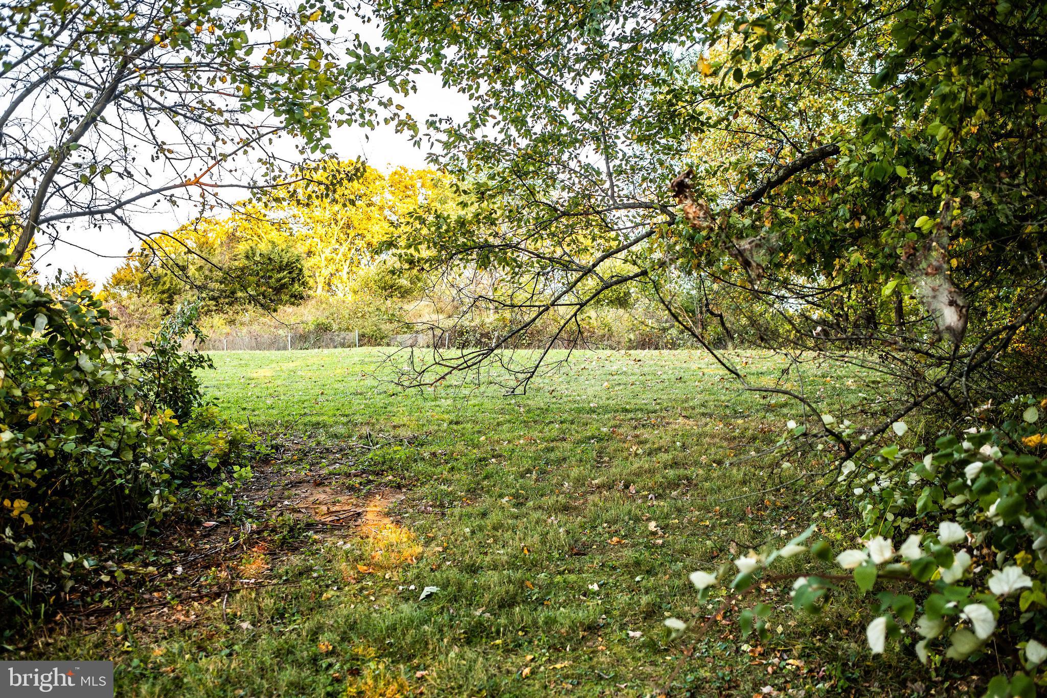 HAMPSTEAD - Residential