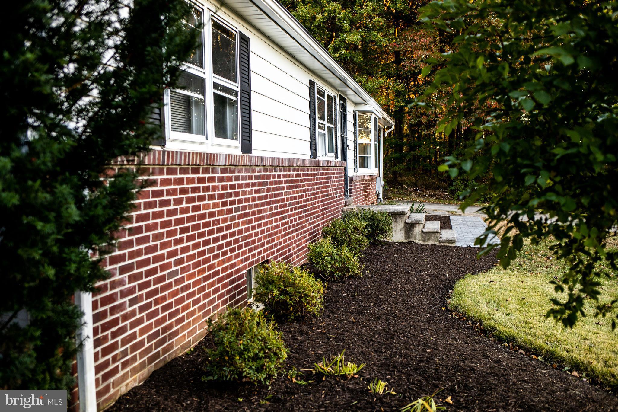 HAMPSTEAD - Residential