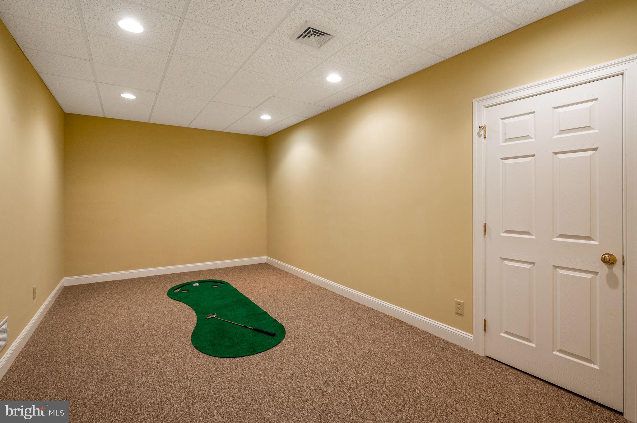 COTSWOLD ESTATES - Residential