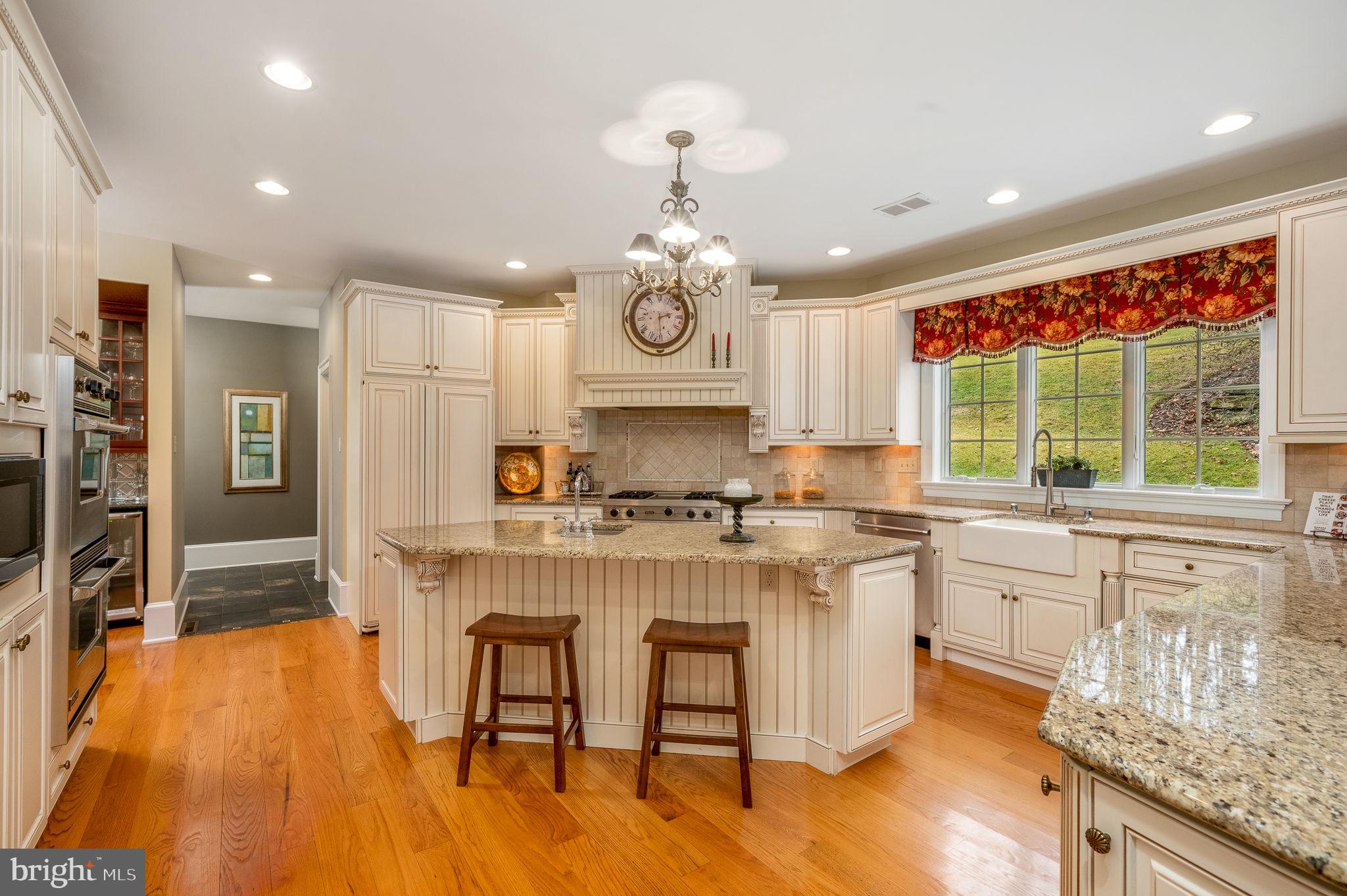 COTSWOLD ESTATES - Residential