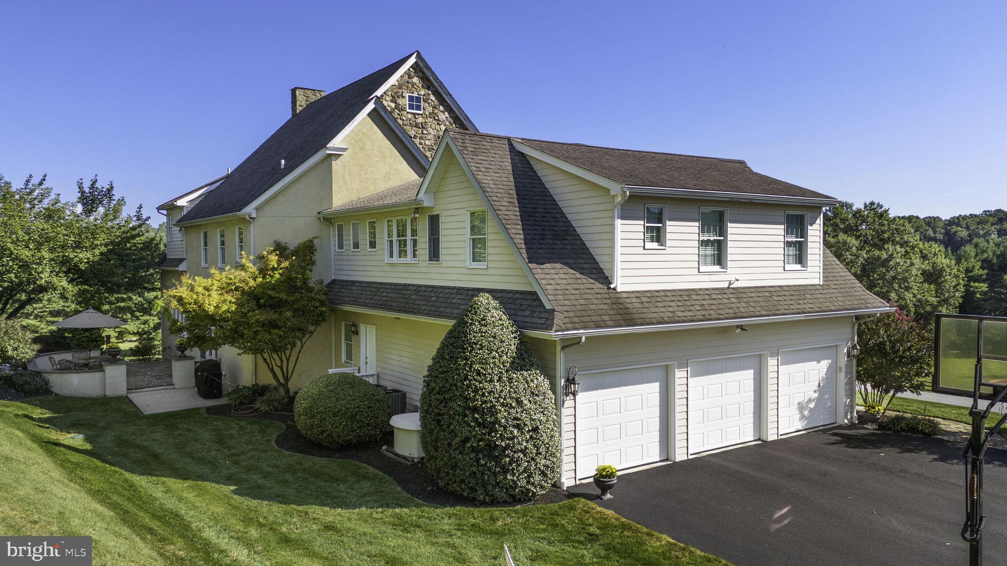 COTSWOLD ESTATES - Residential