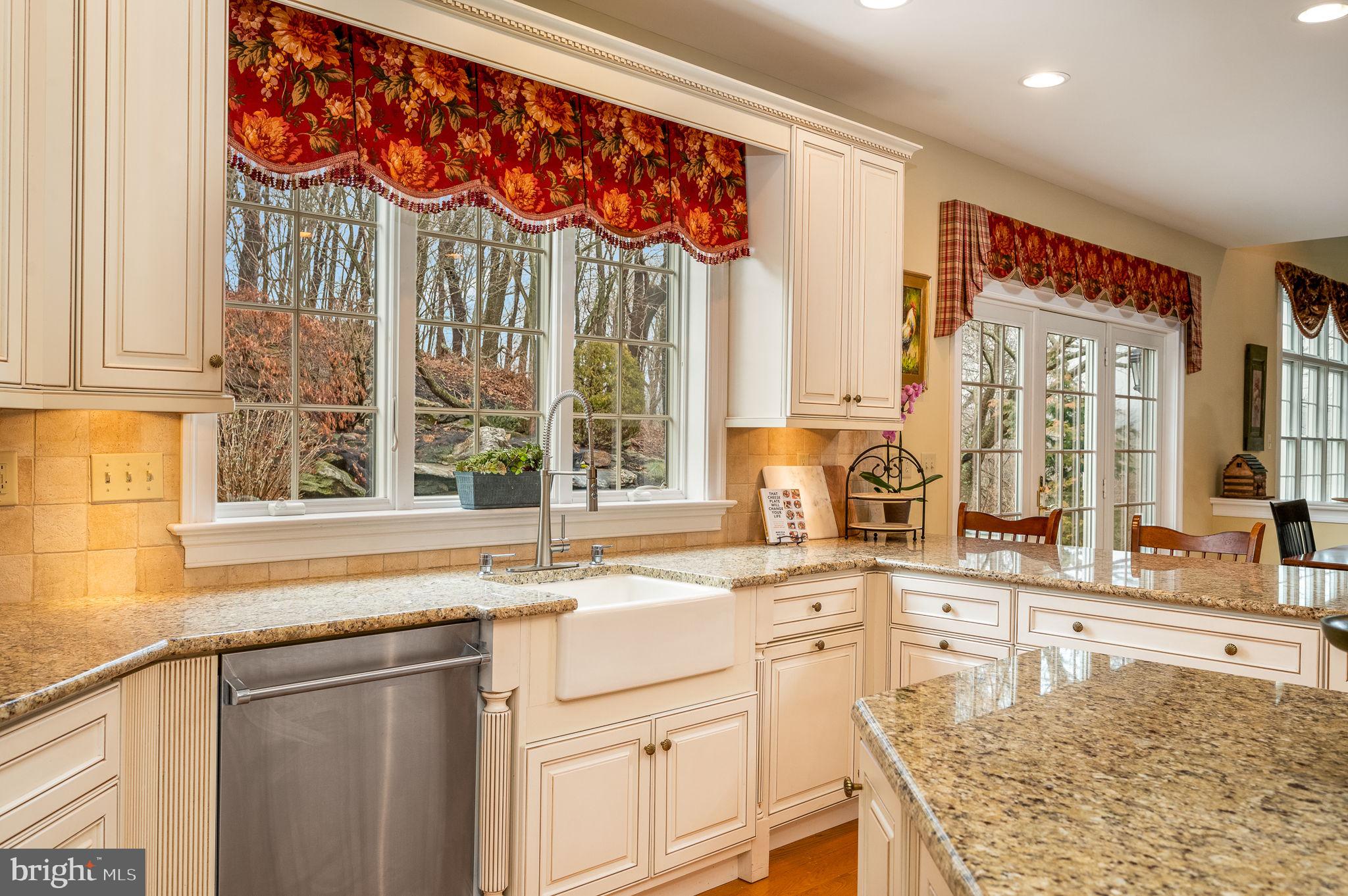 COTSWOLD ESTATES - Residential