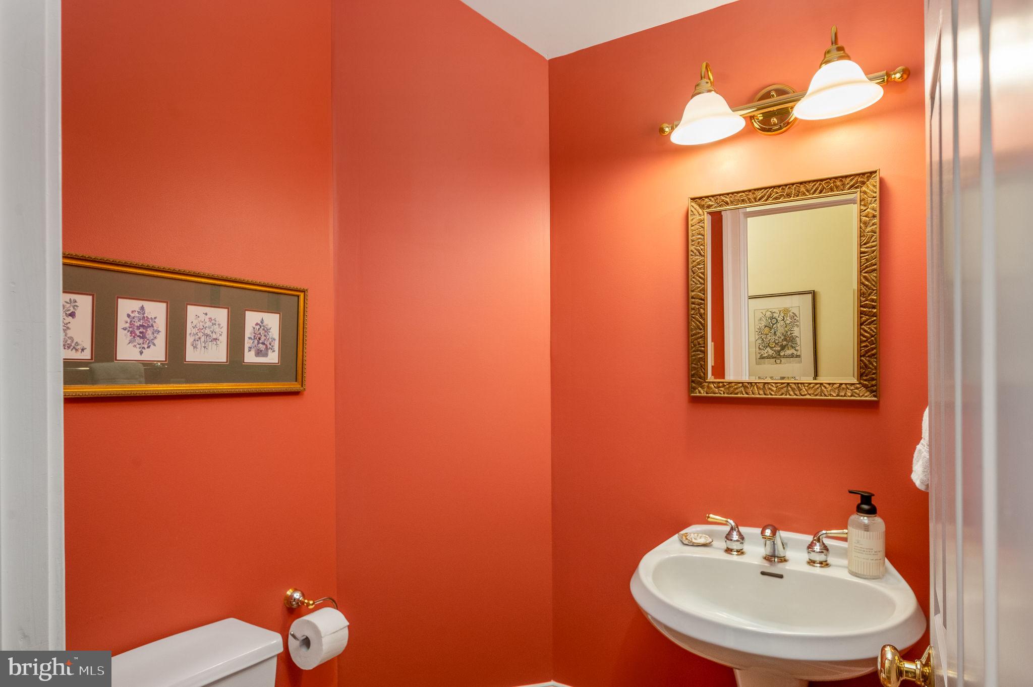 COTSWOLD ESTATES - Residential