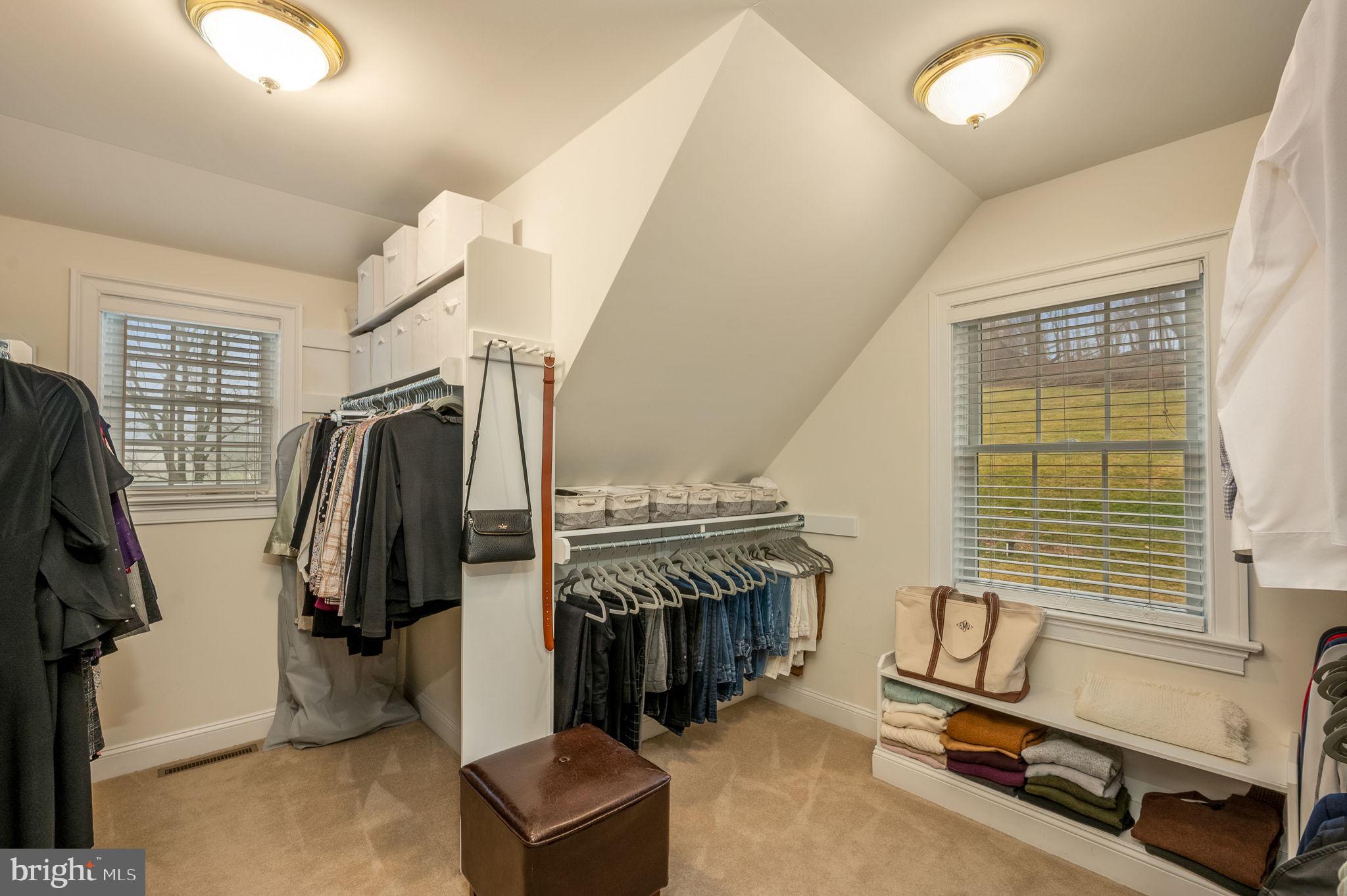 COTSWOLD ESTATES - Residential