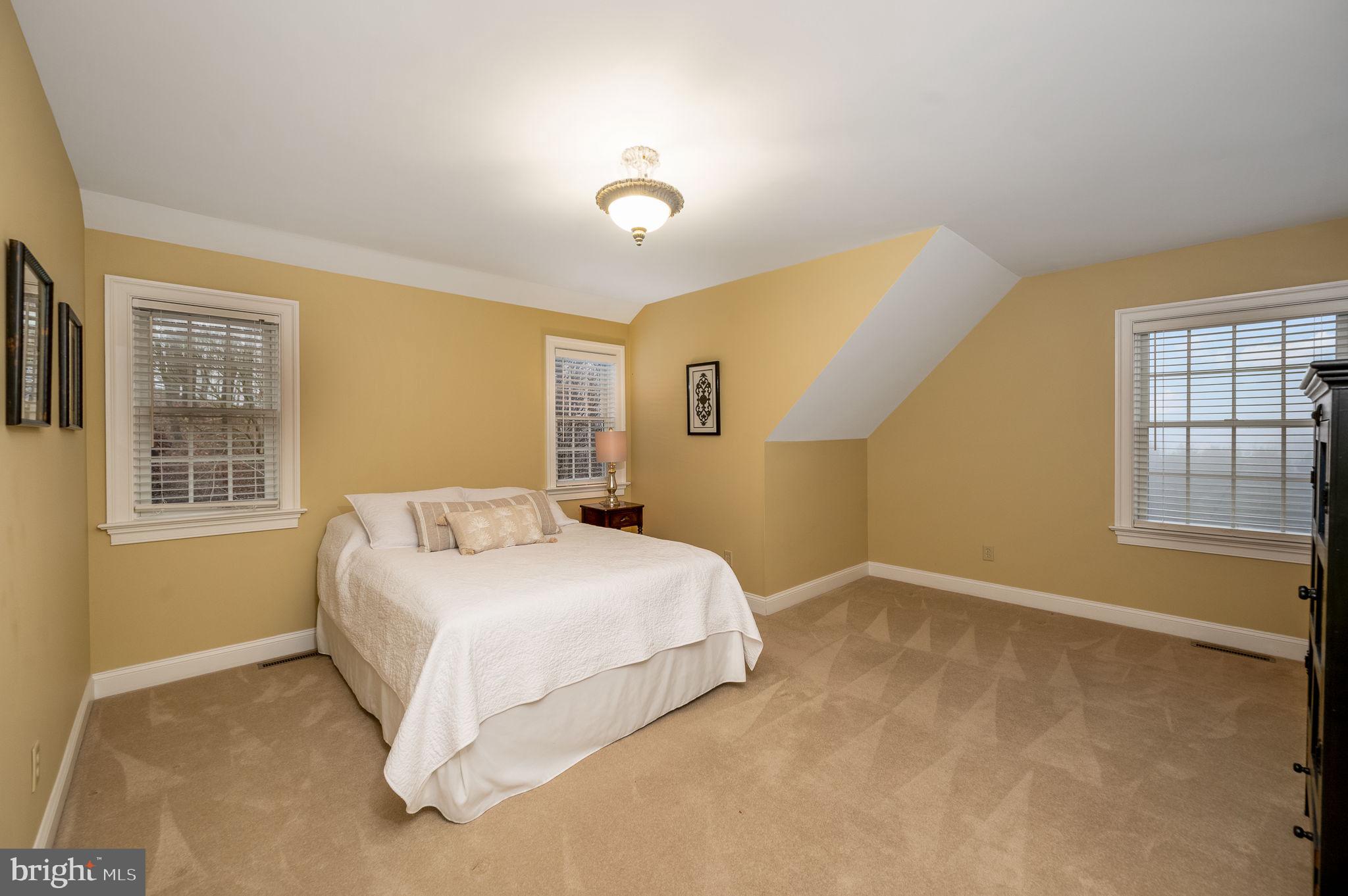 COTSWOLD ESTATES - Residential