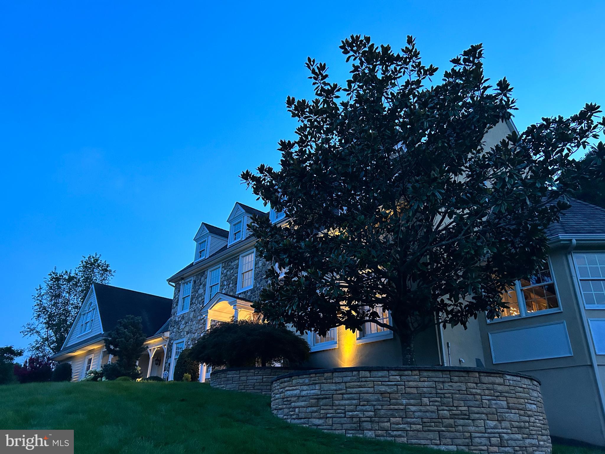 COTSWOLD ESTATES - Residential