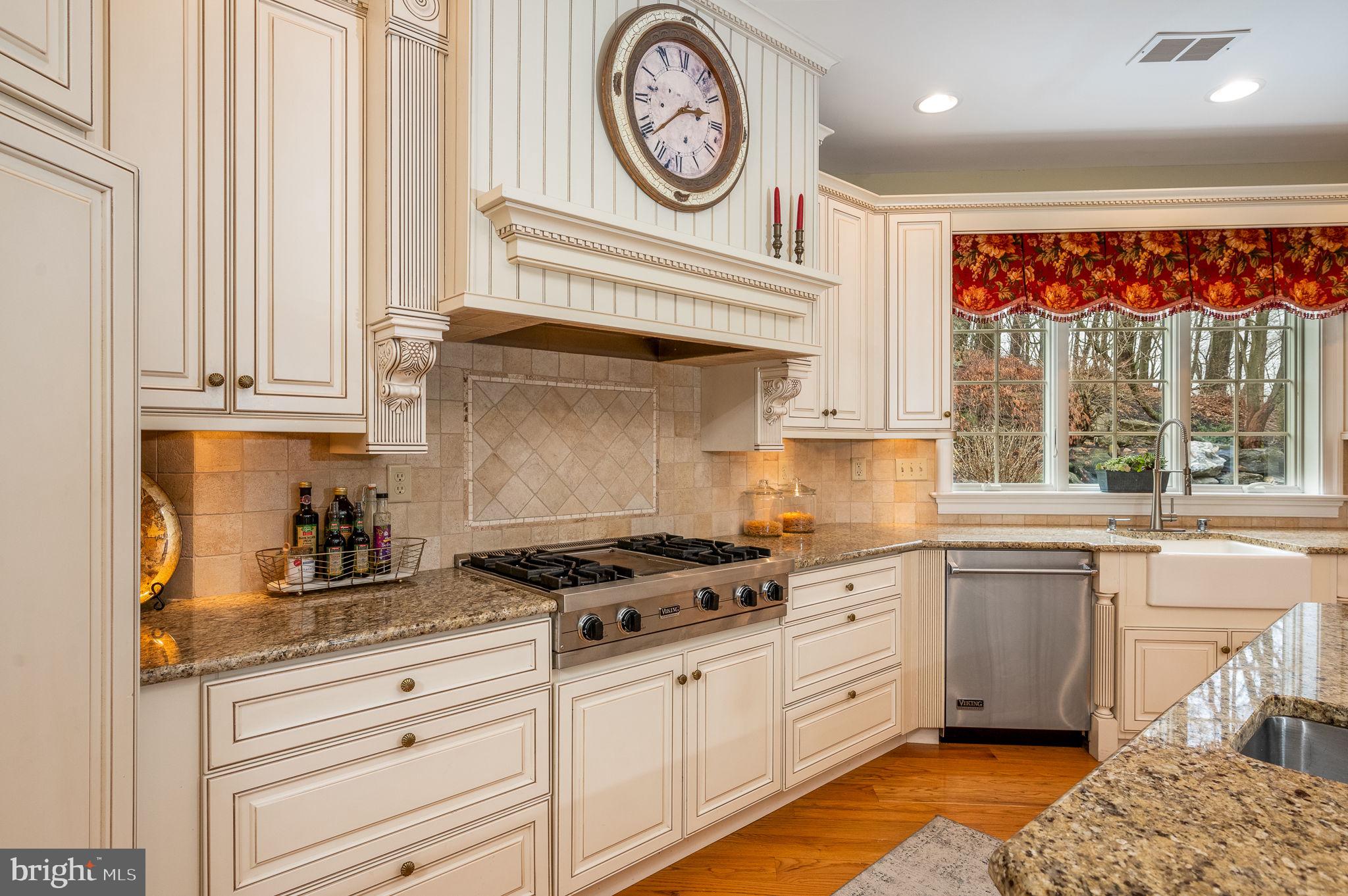 COTSWOLD ESTATES - Residential