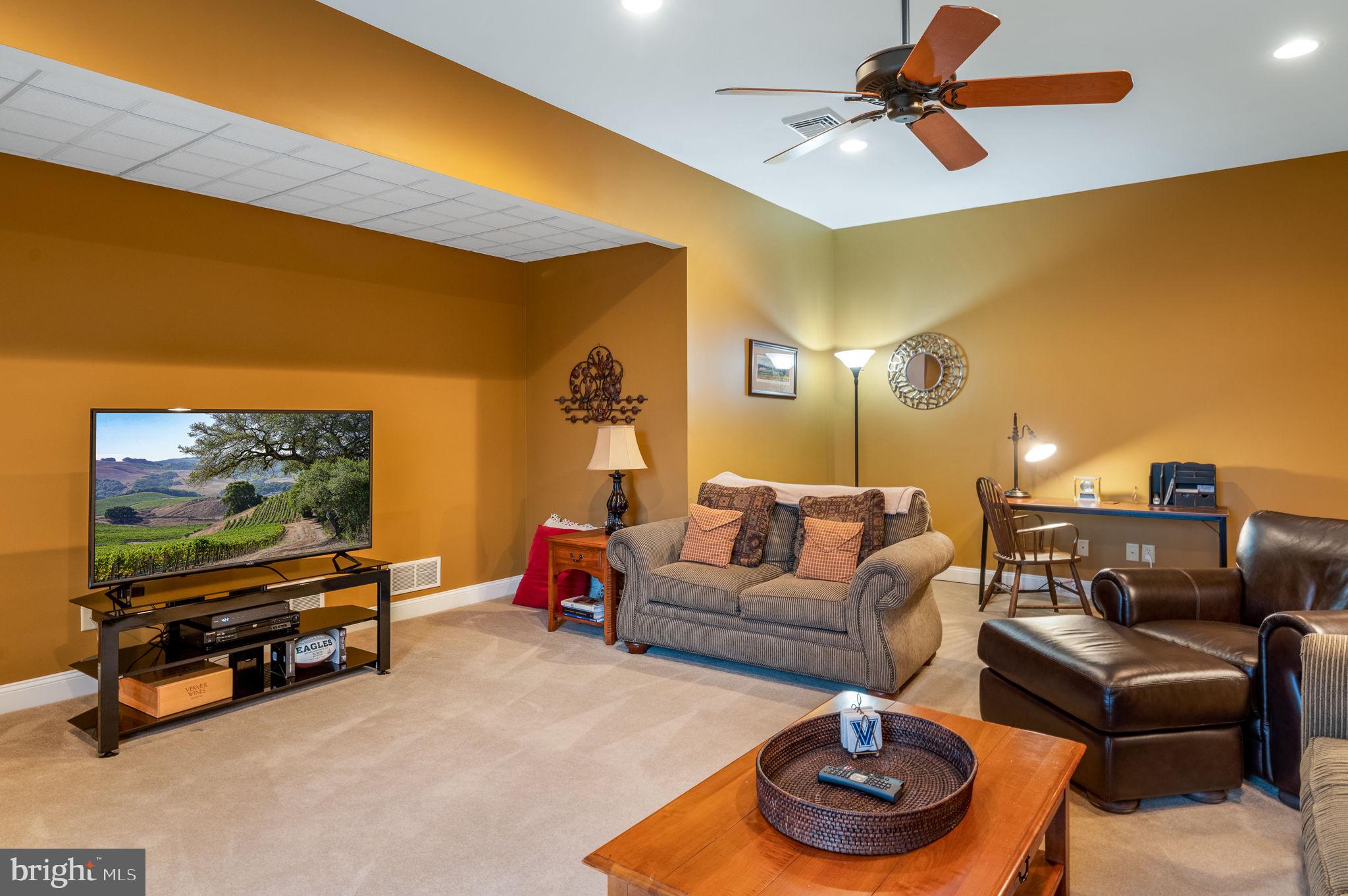 COTSWOLD ESTATES - Residential