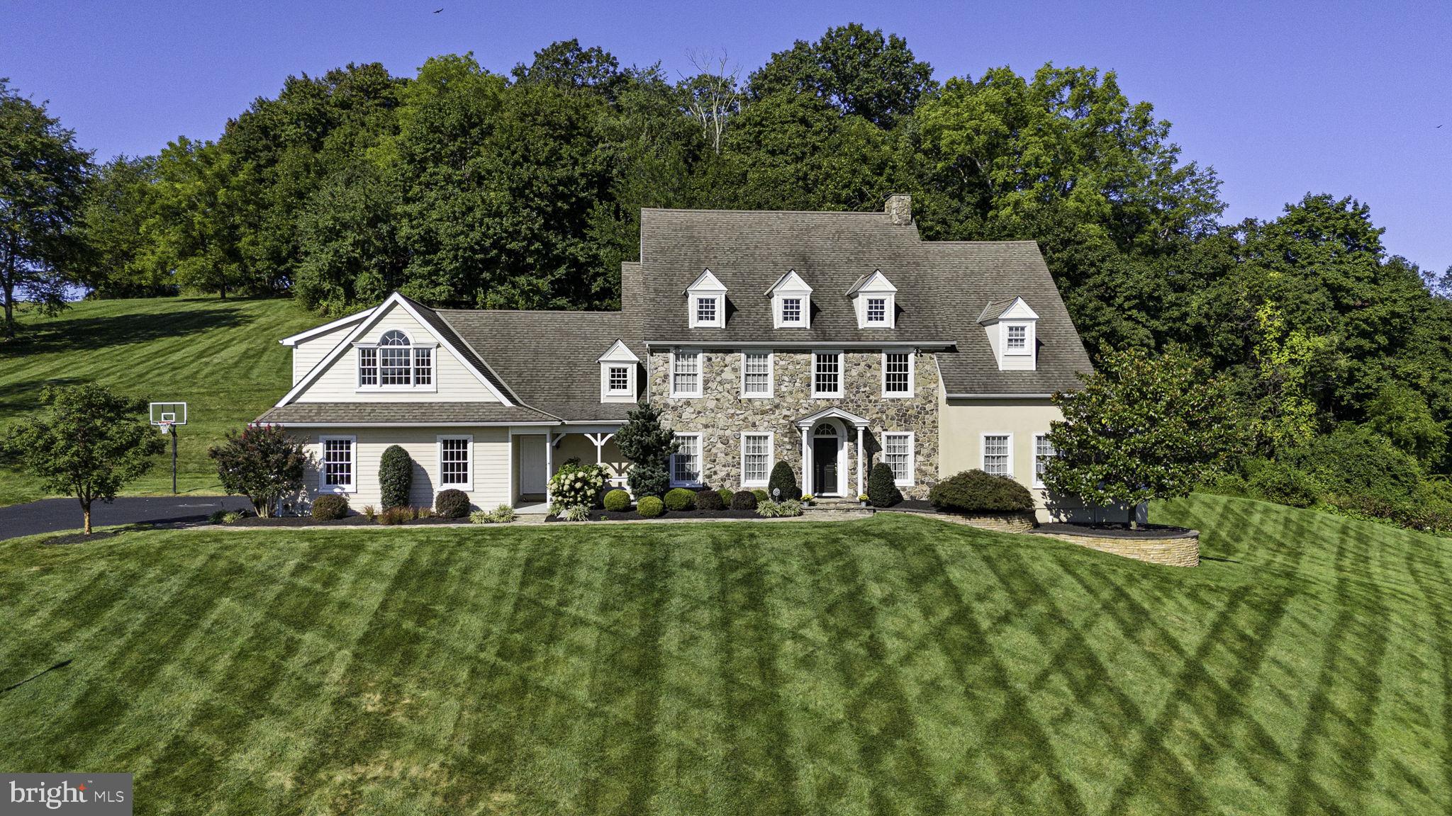 COTSWOLD ESTATES - Residential