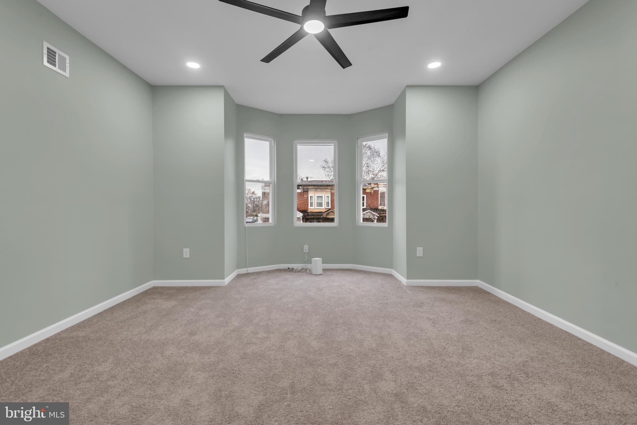 ROSEMONT - Residential