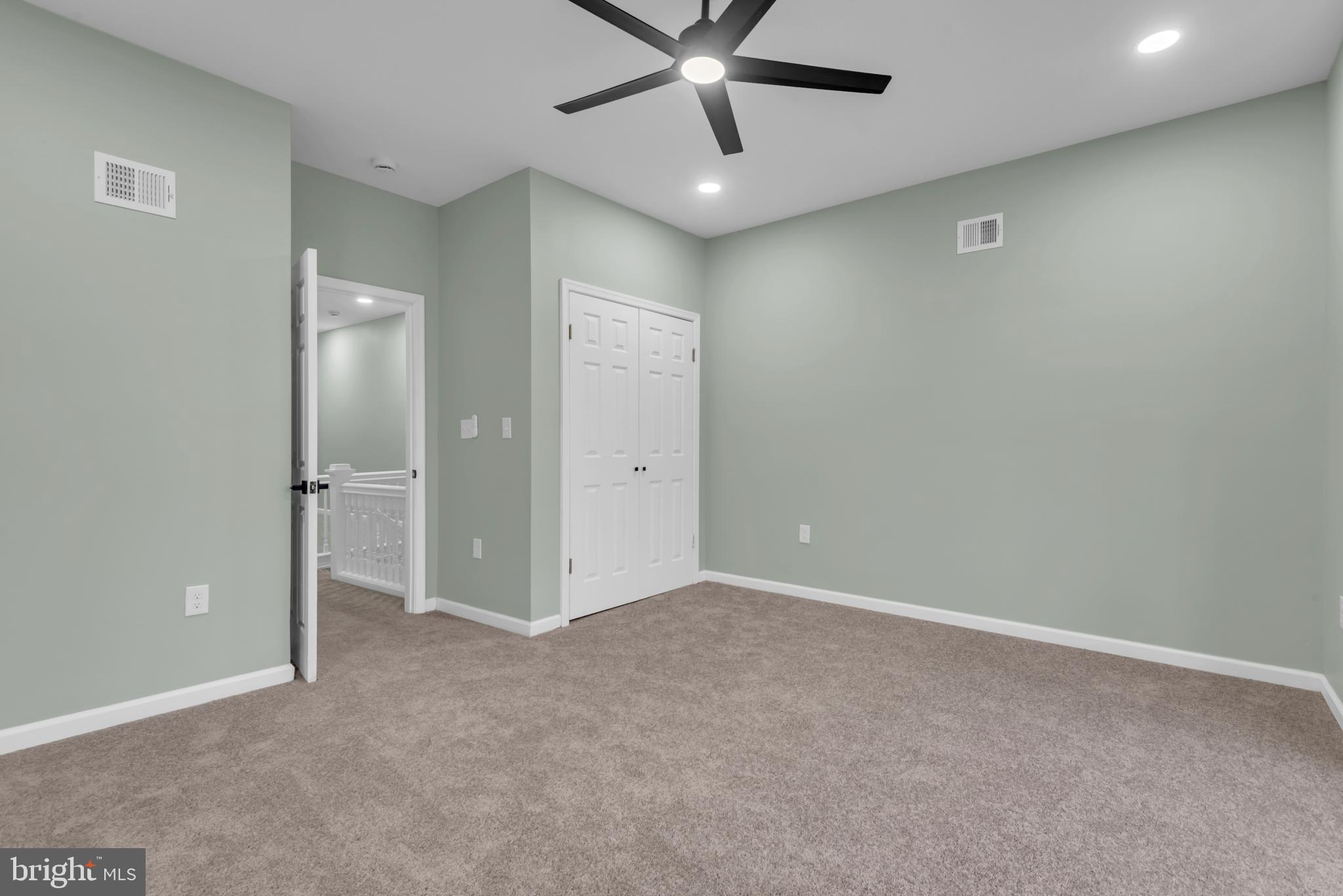 ROSEMONT - Residential