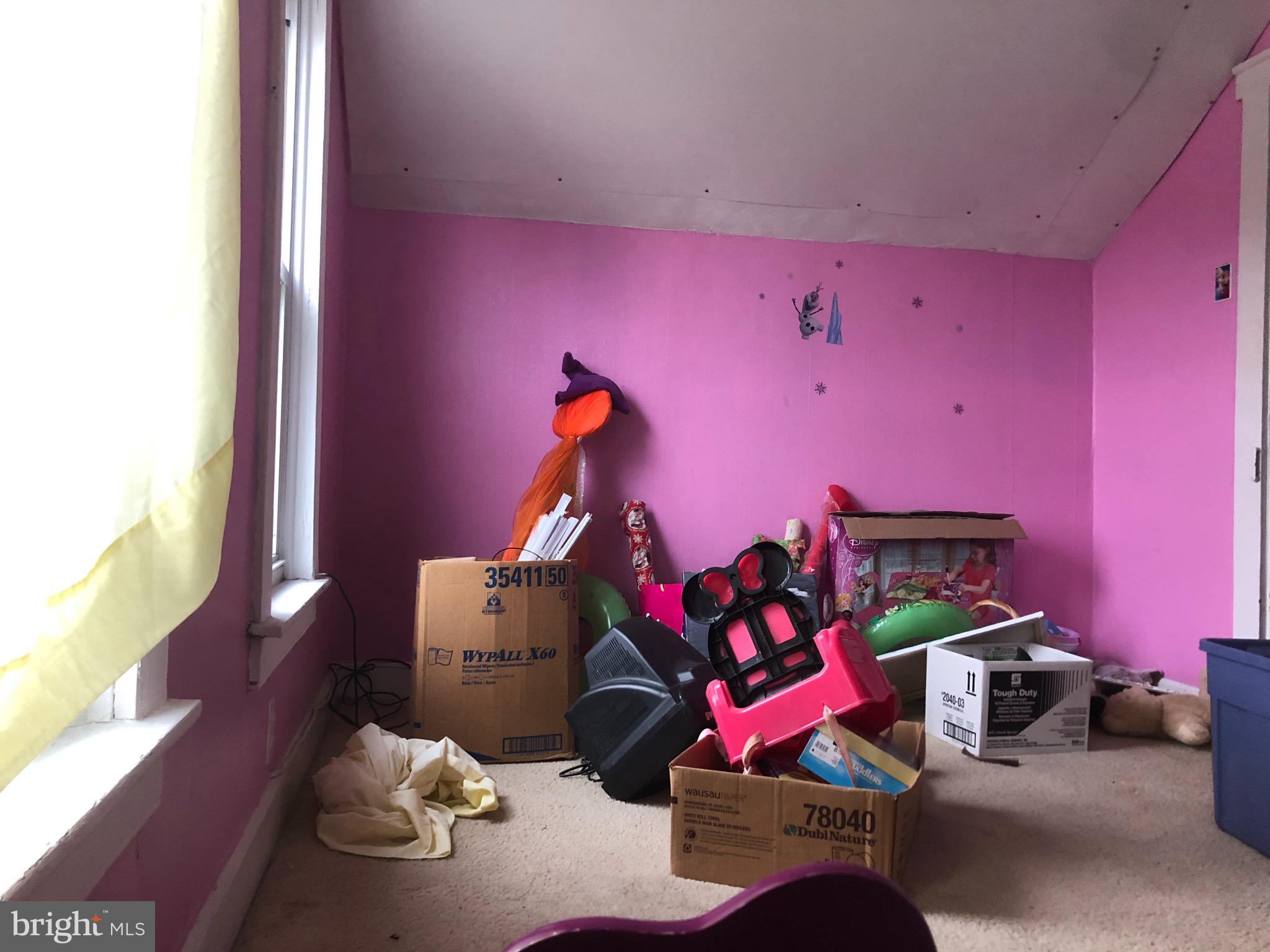 HAGERSTOWN - Residential