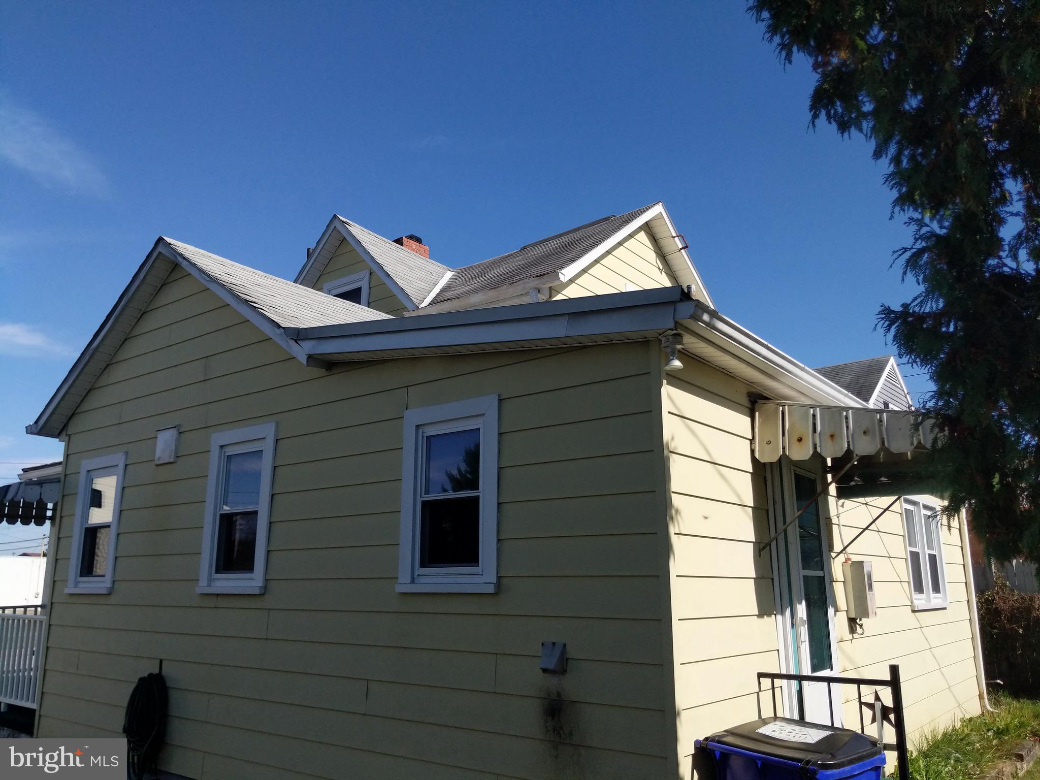 HAGERSTOWN - Residential