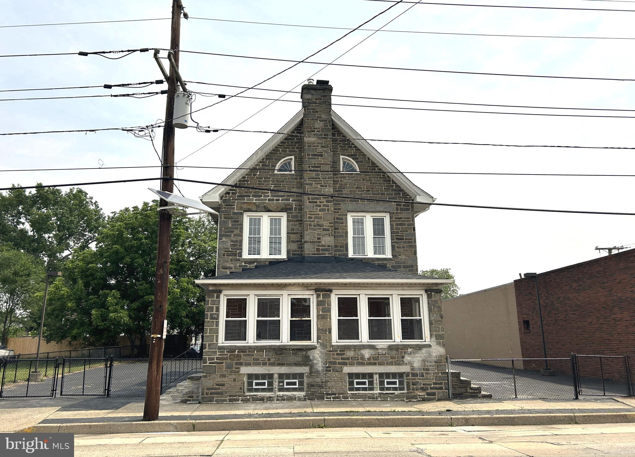 Photo 1 of 31 — 825 JERSEY AVENUE, GLOUCESTER CITY, NJ 08030