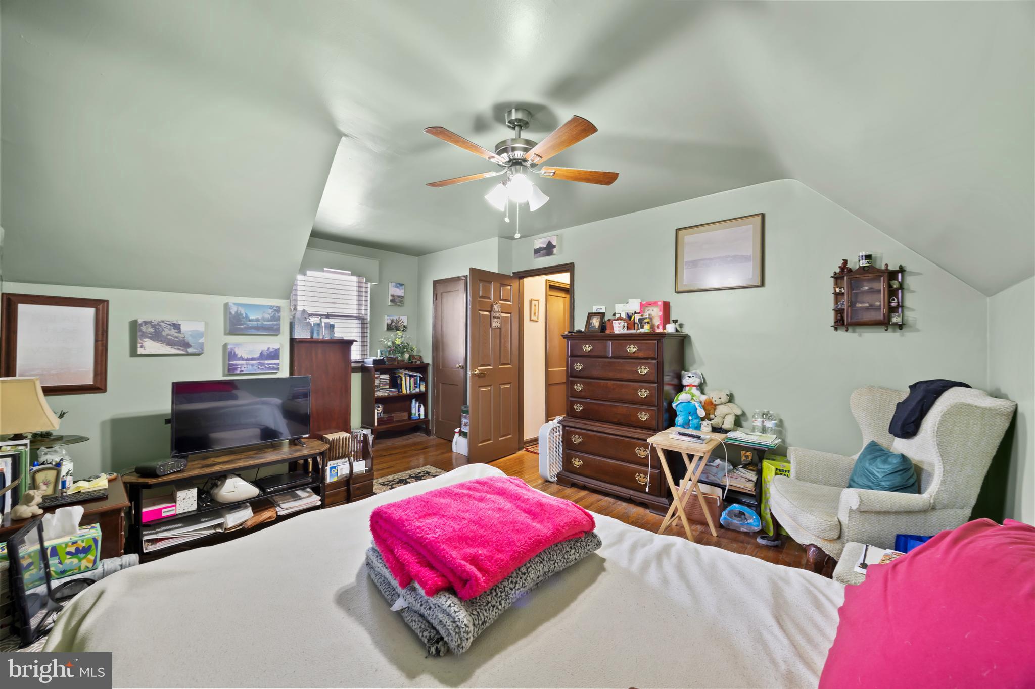 CHILLUM TERRACE - Residential