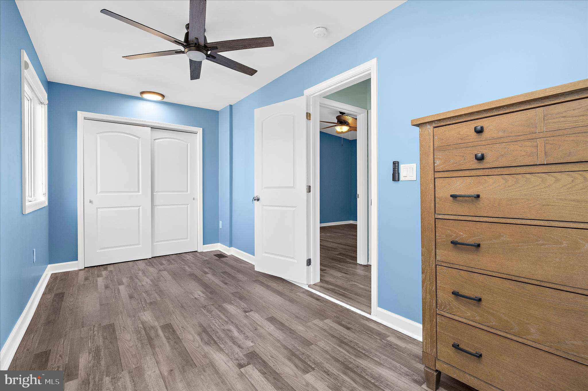 POWHATAN BEACH - Residential