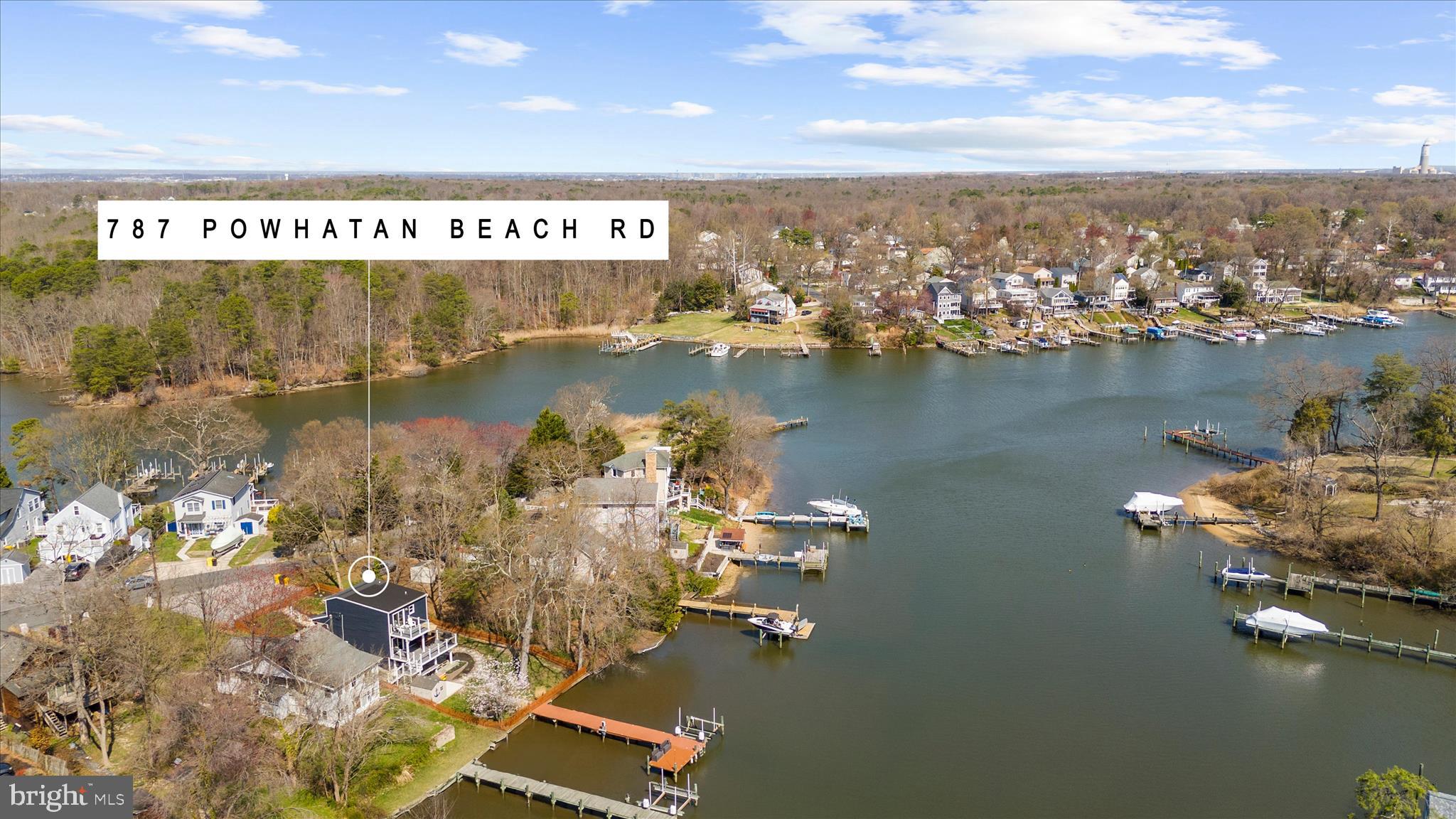 POWHATAN BEACH - Residential
