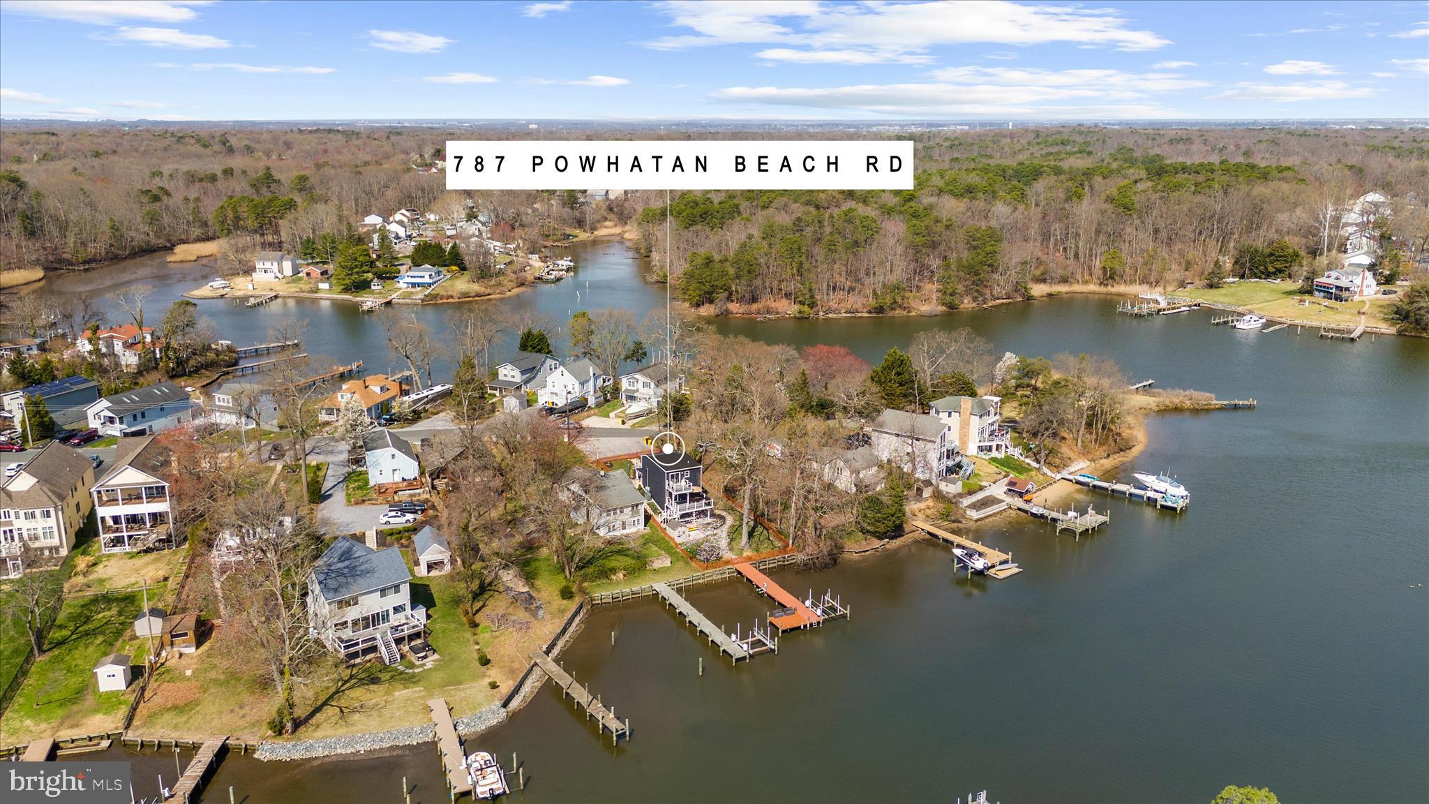 POWHATAN BEACH - Residential
