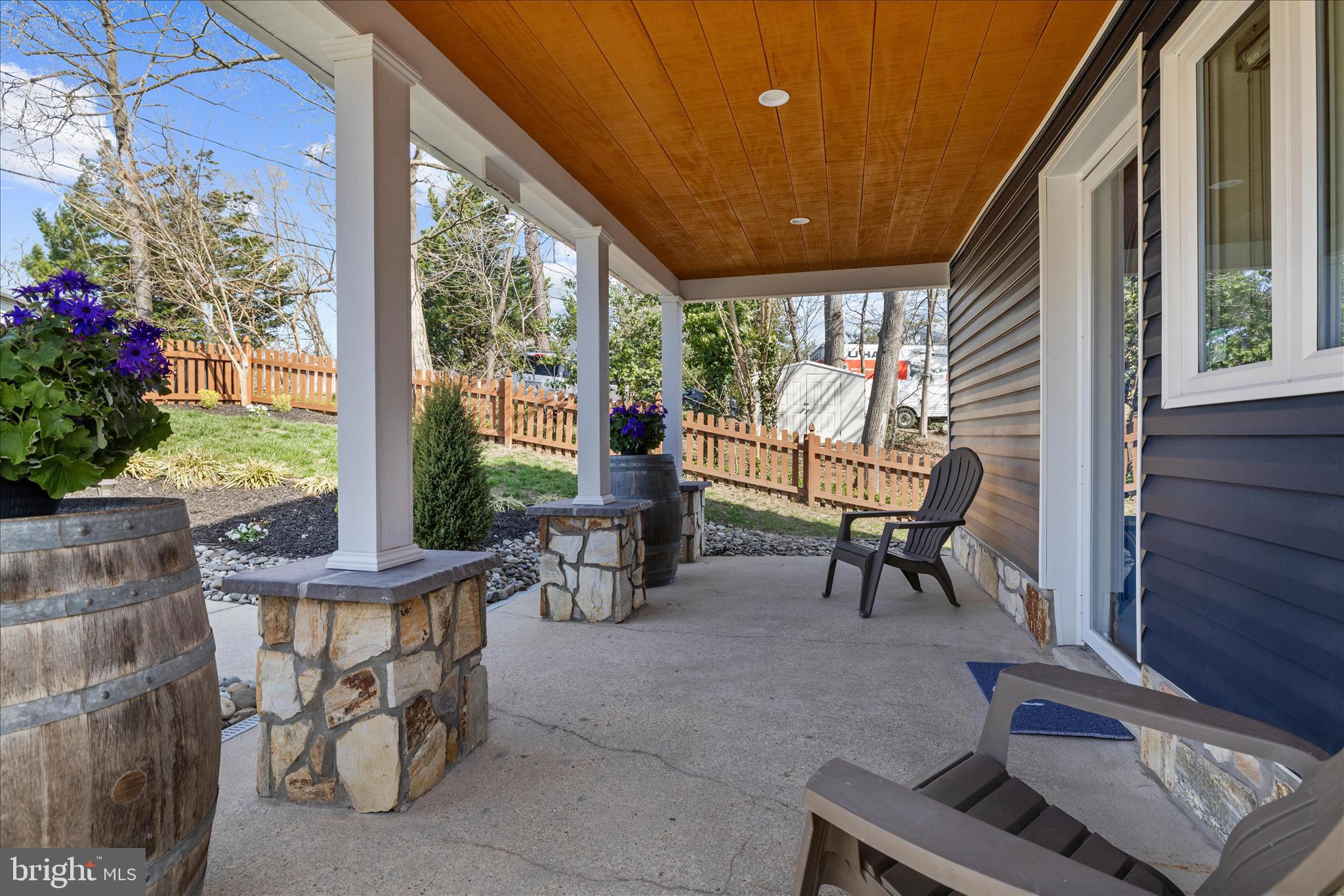 POWHATAN BEACH - Residential