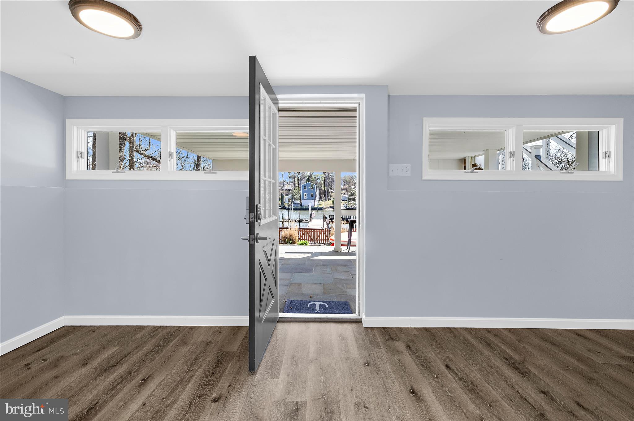 POWHATAN BEACH - Residential