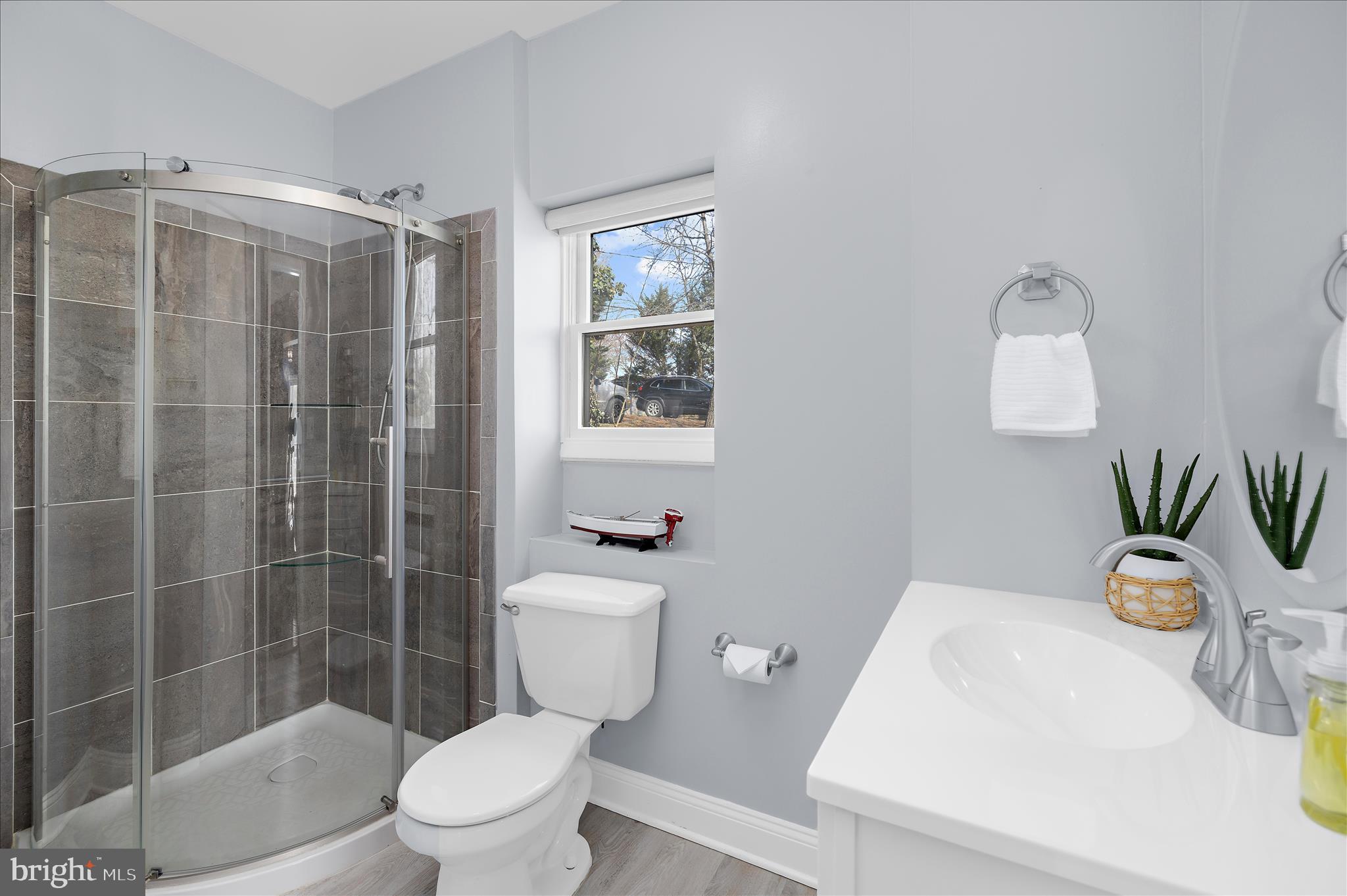 POWHATAN BEACH - Residential