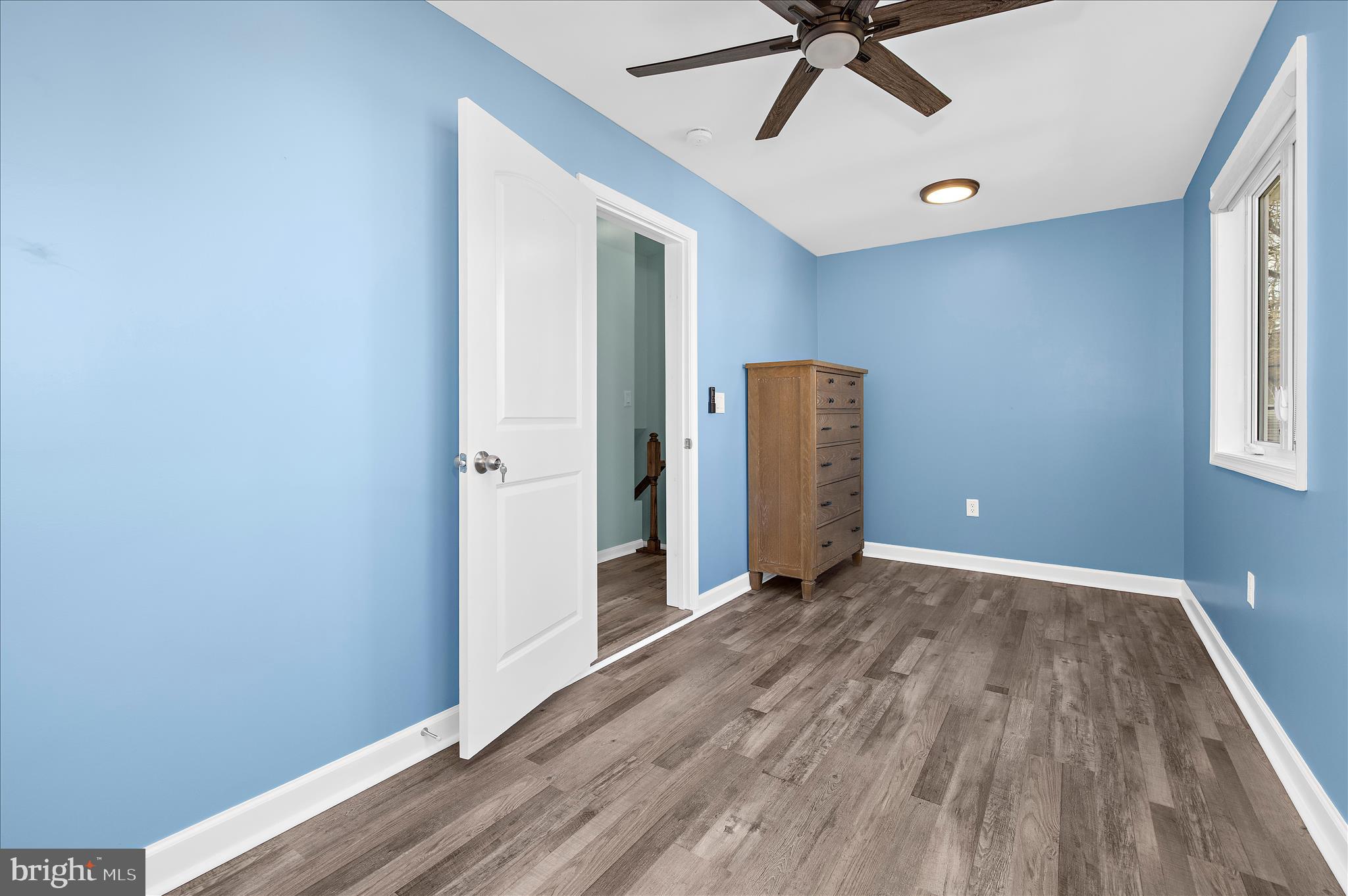 POWHATAN BEACH - Residential