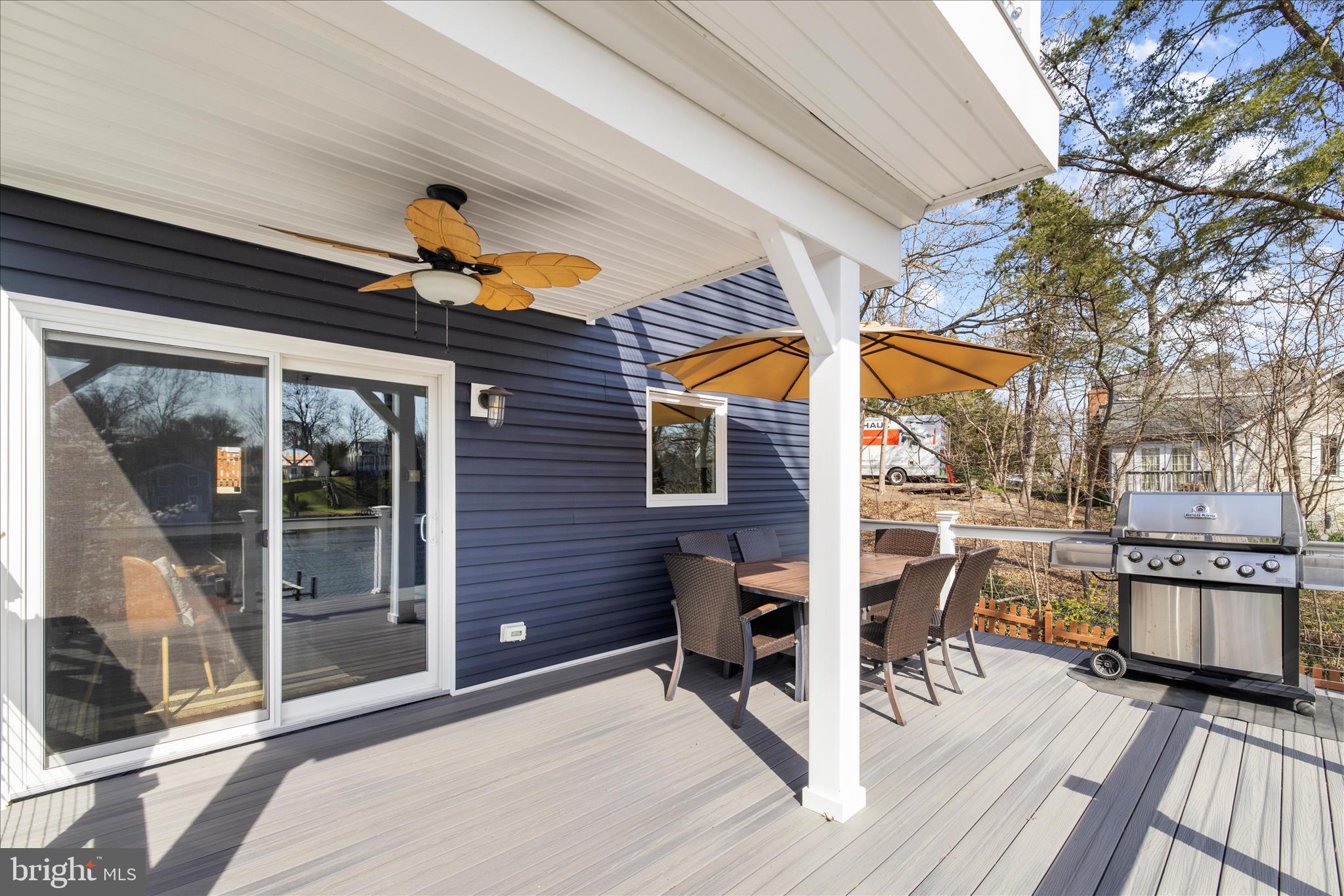 POWHATAN BEACH - Residential