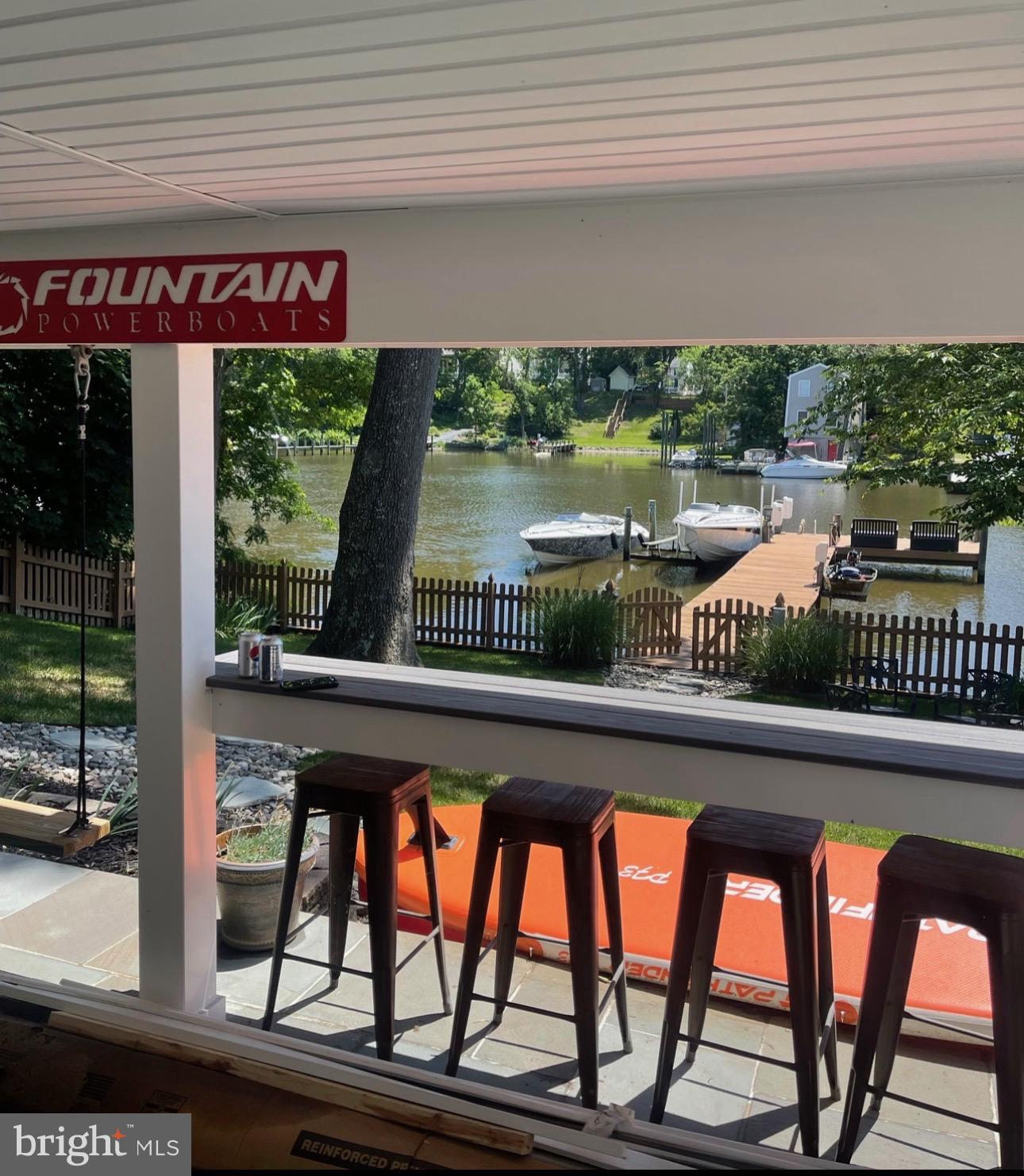 POWHATAN BEACH - Residential