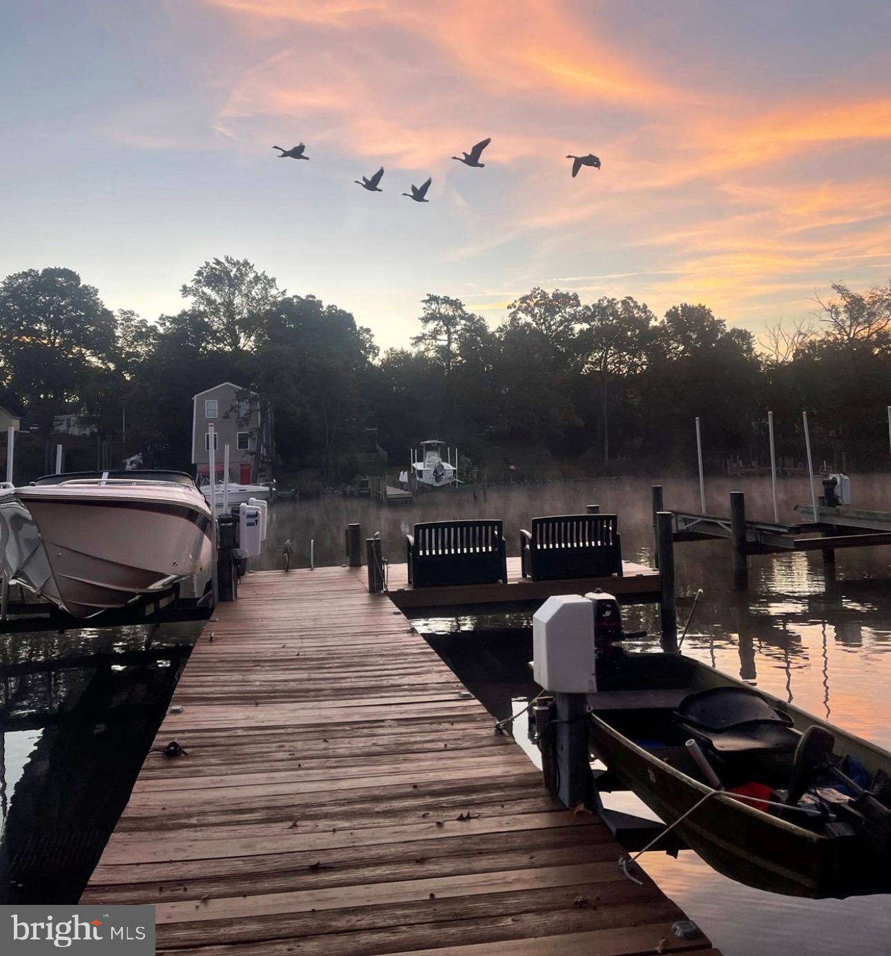 POWHATAN BEACH - Residential